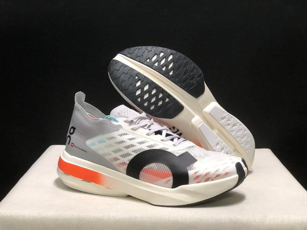 On Running Cloudspike Amplius Shock-Absorbing And Wear-Resistant Marathon Road Running Shoes Gray White