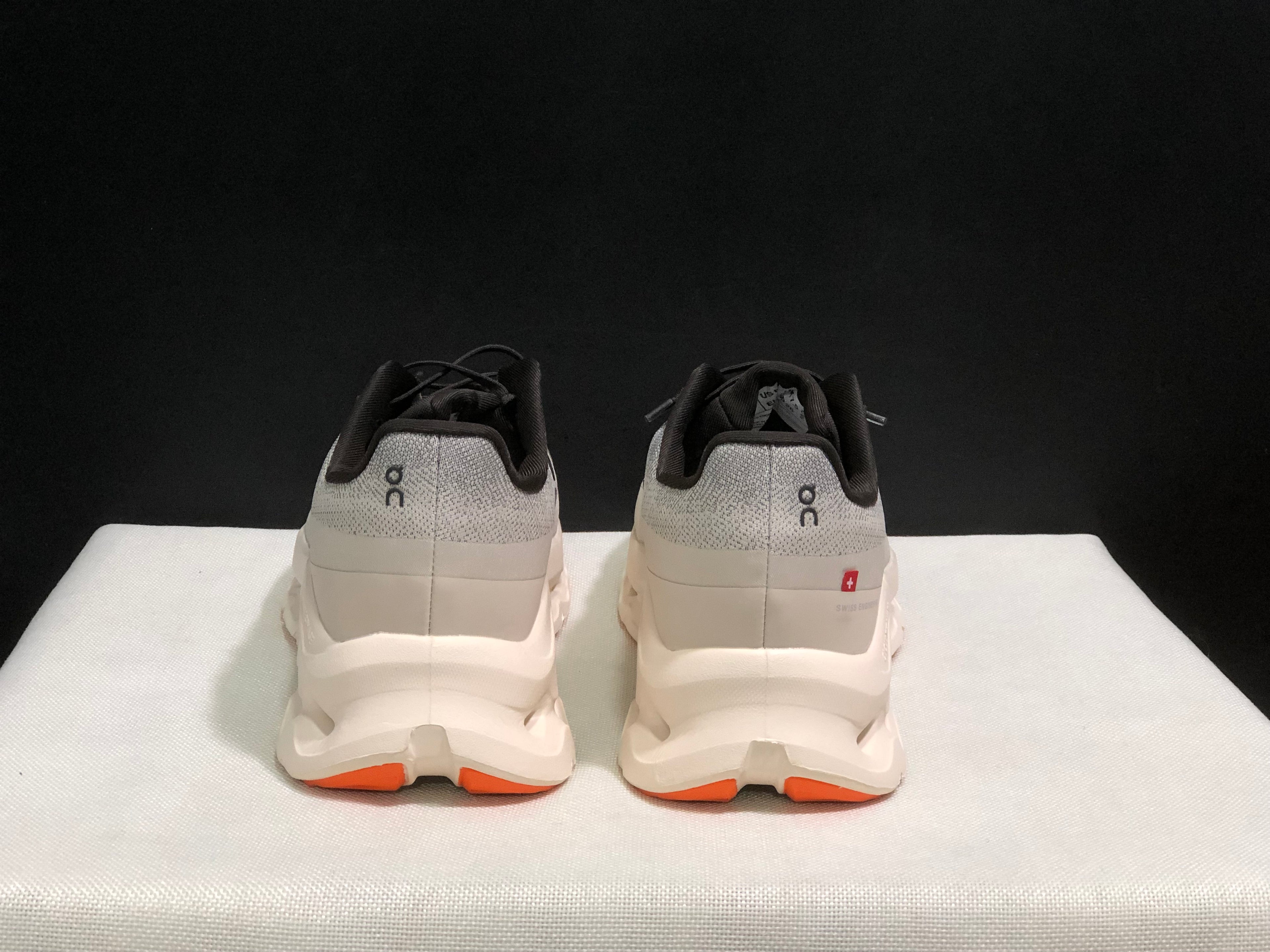 On Running Cloudtilt Durable Casual Life Shoes Apricot/Black