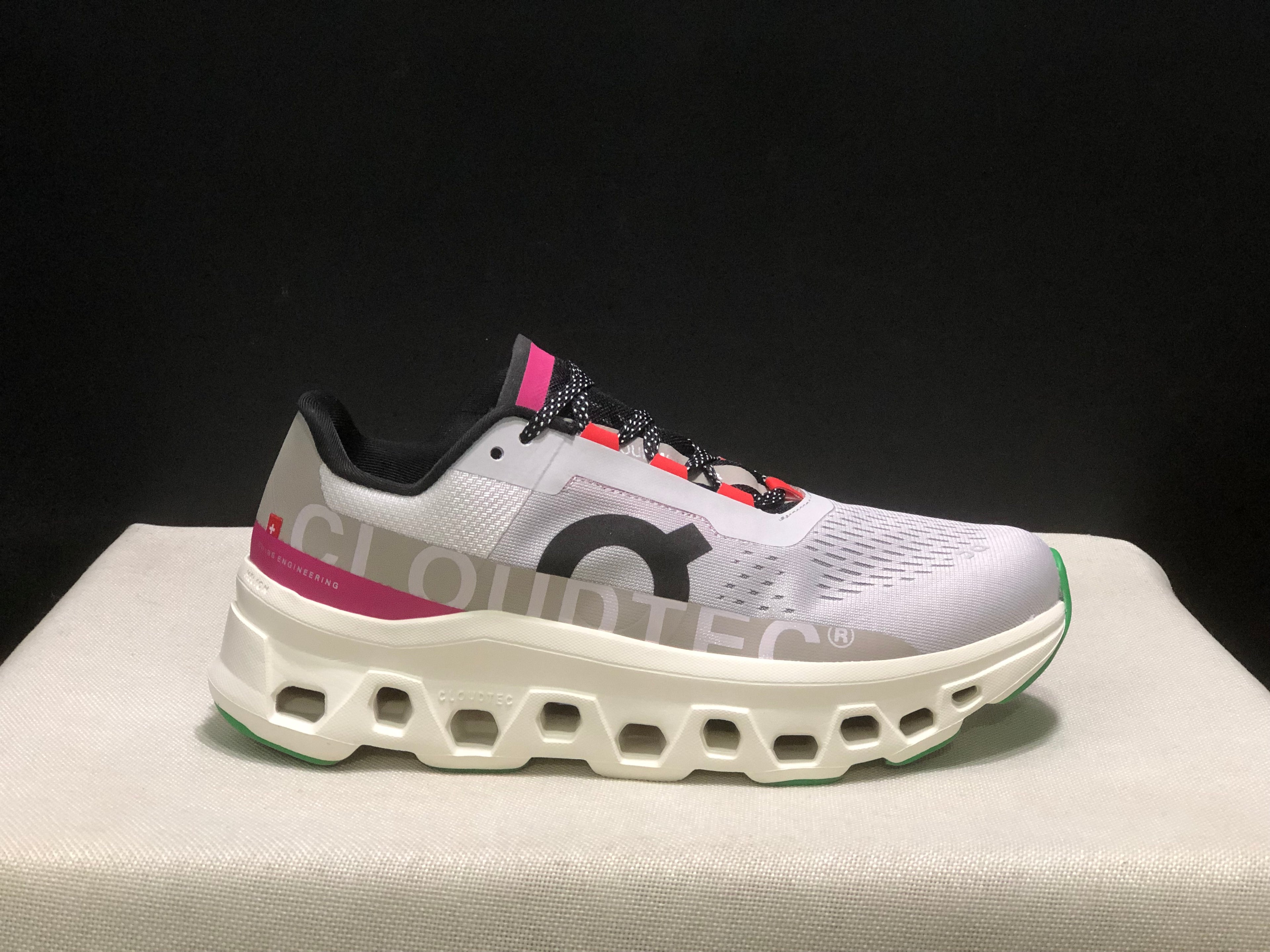 On Running Cloudmonster Anti-Slip Running Shoes Silver/Ivory