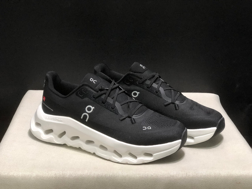 On Running Cloudtilt Durable White/Black Casual Life Shoes