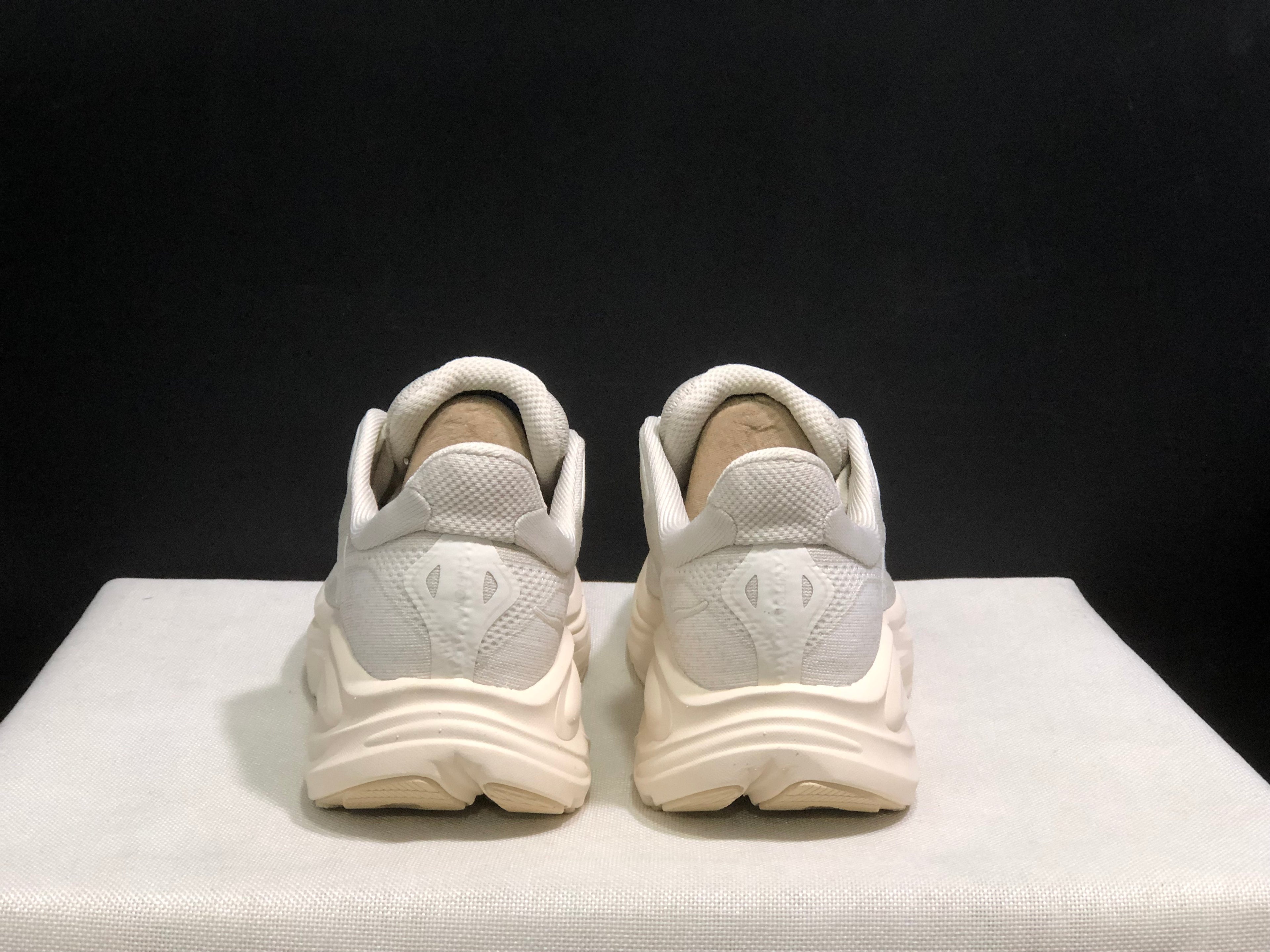 Hoka One One Clifton 10 Fashion Shoes Sneakers Cream