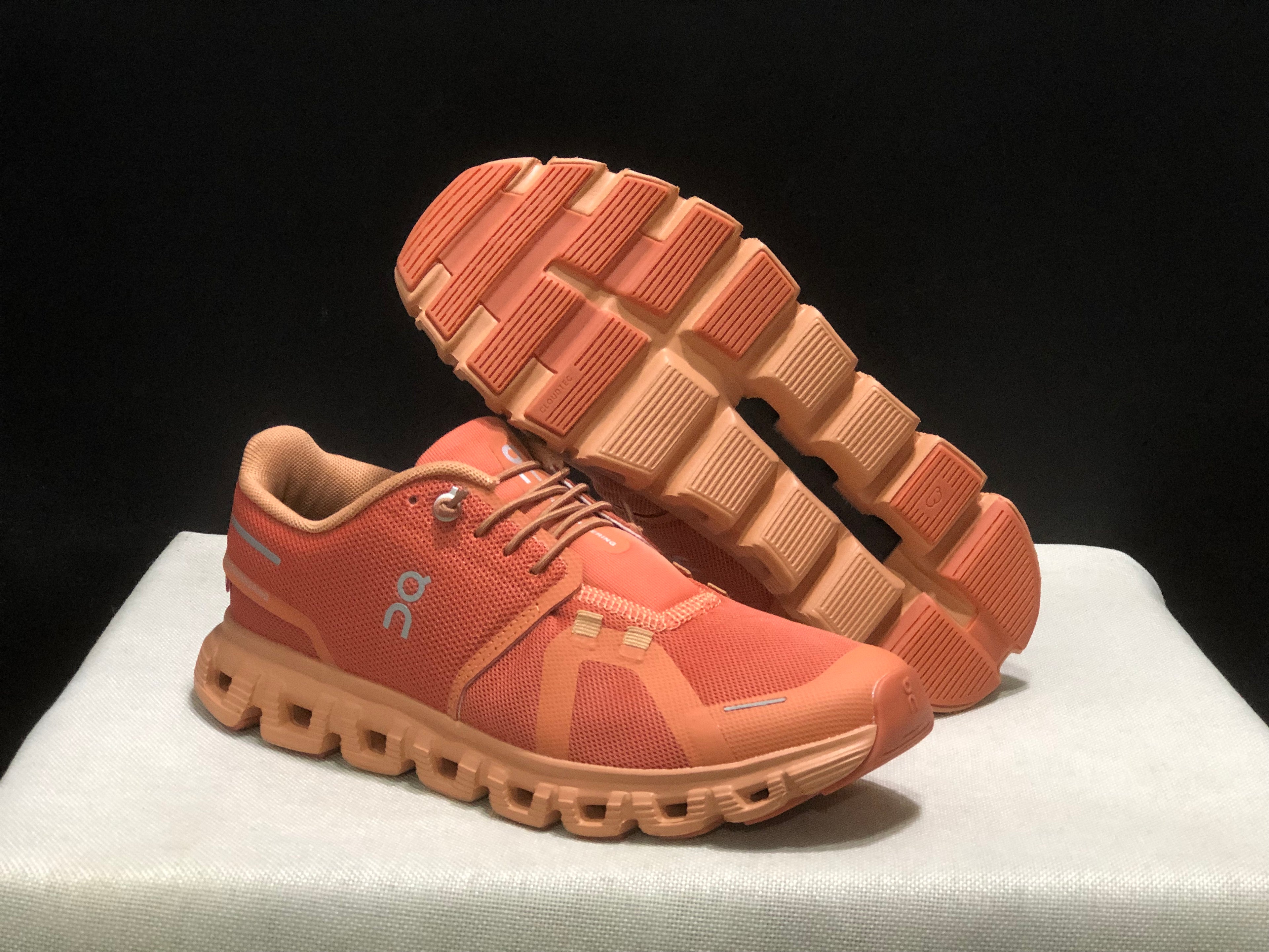 On Running Cloud 6 Casual Life Shoes Orange-Red