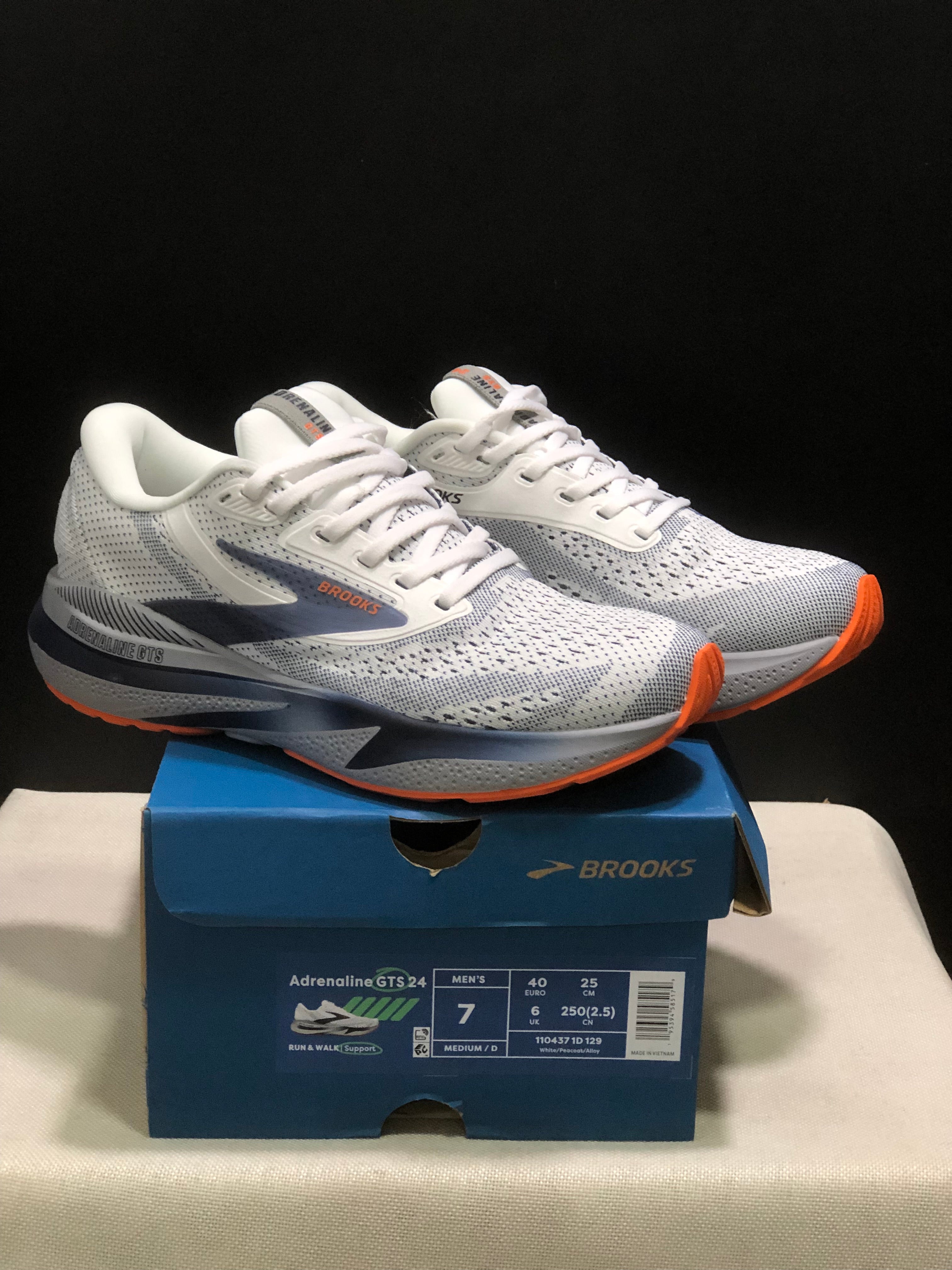 Brooks Adrenaline GTS 24 Casual Running Shoes White/Peacoat/Alioy