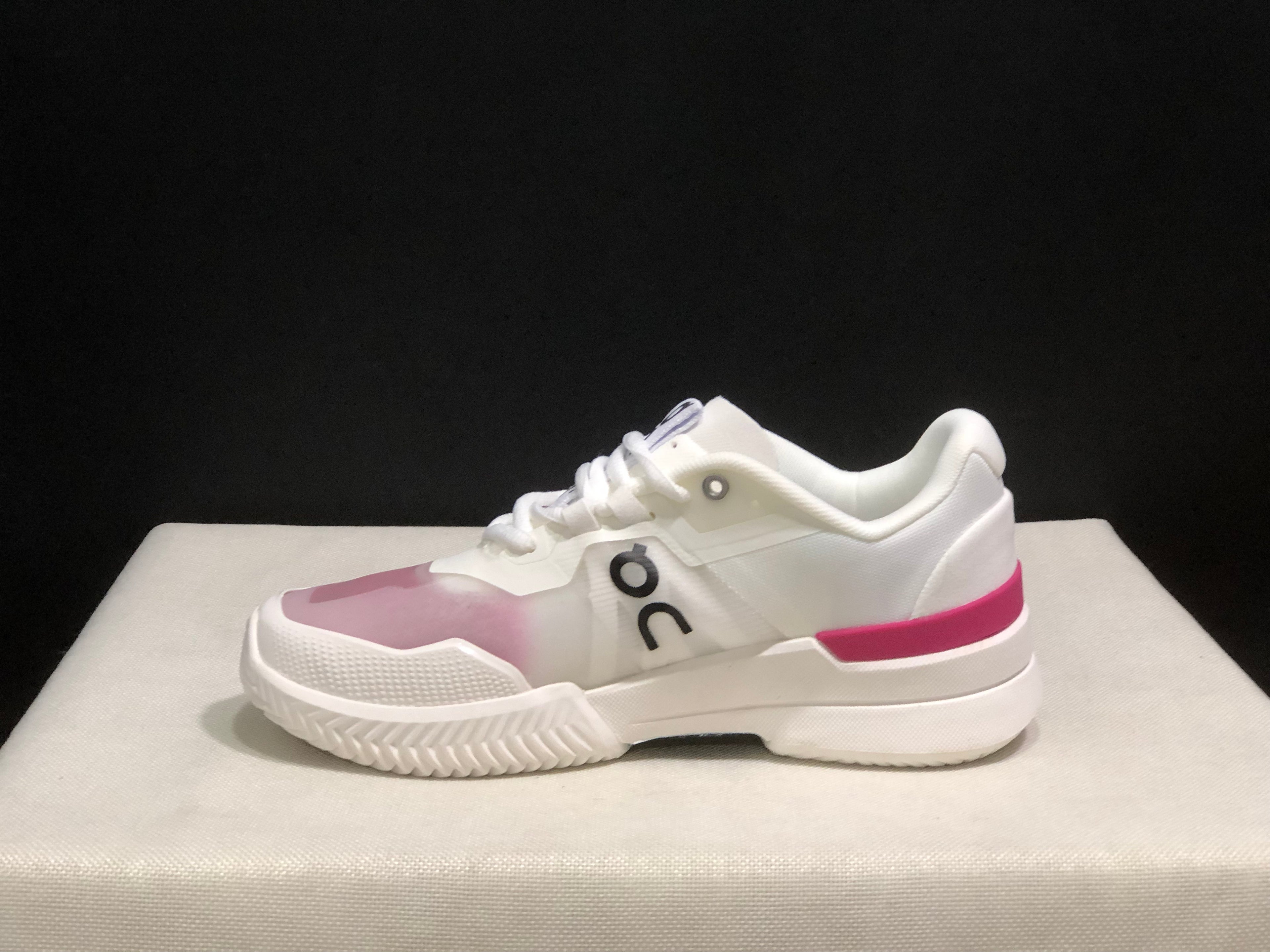On Running The Roger Pro 2 Breathable Mesh Training Running Shoes White/Rose Red