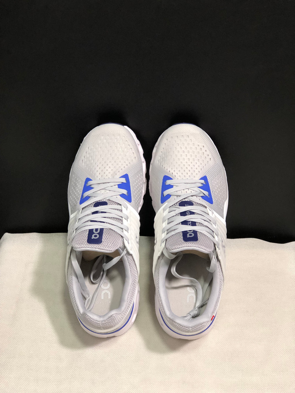 On Running Cloudswift Cushioning Running Shoes Light Grey/Ivory