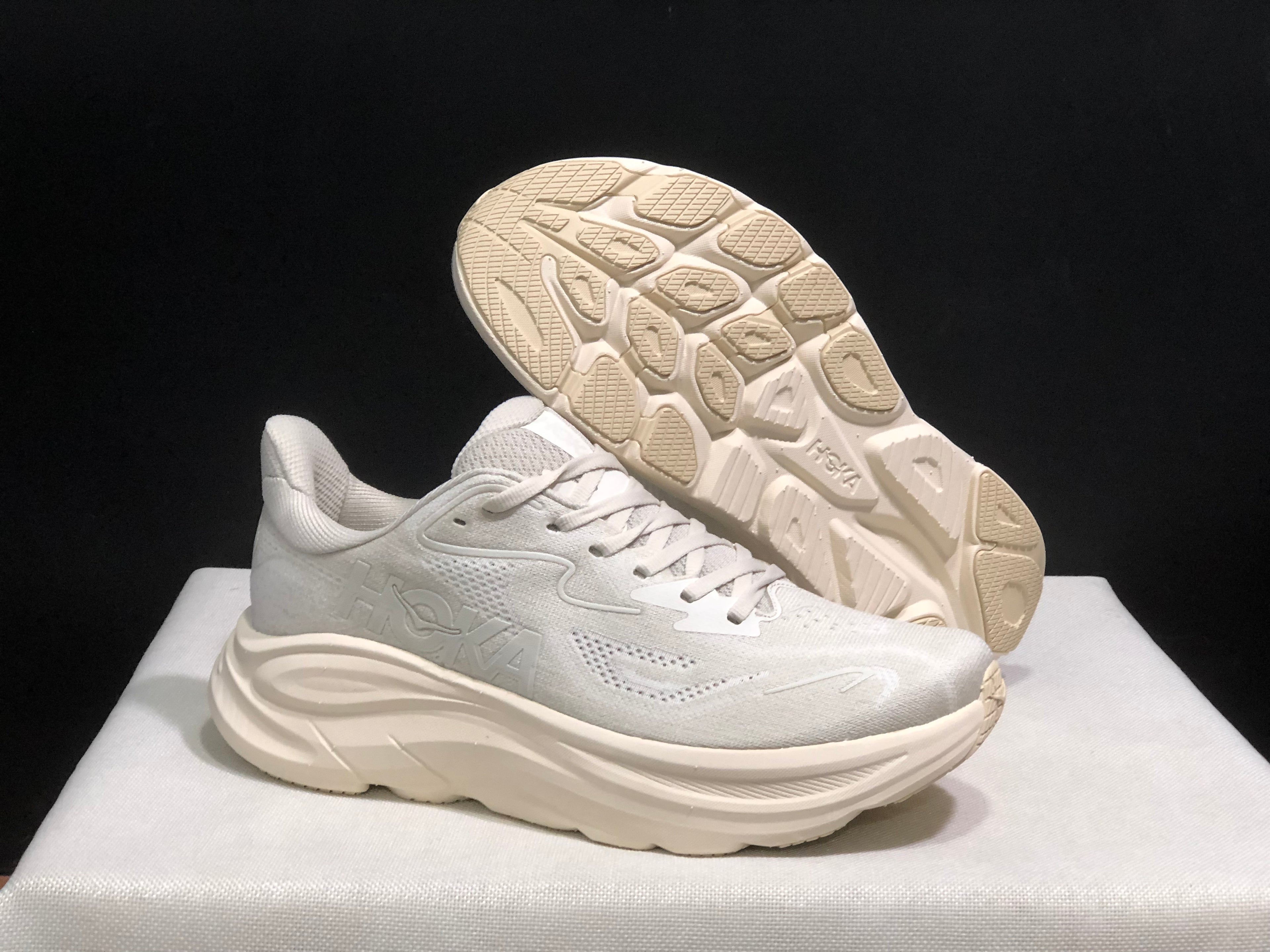 Hoka One One Clifton 10 Fashion Shoes Sneakers Cream