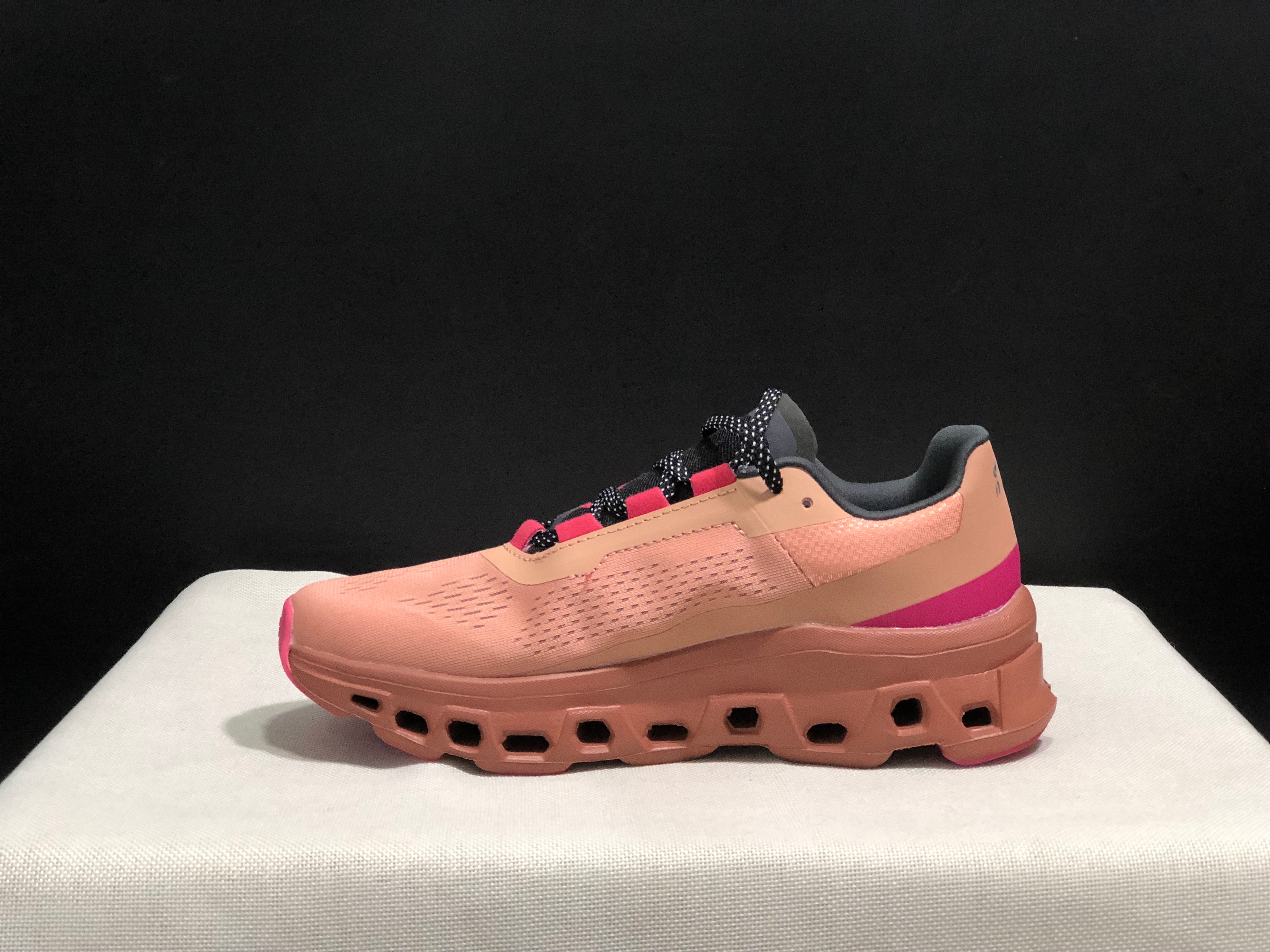 On Running Cloudmonster Anti-Slip Running Shoes Orange Red