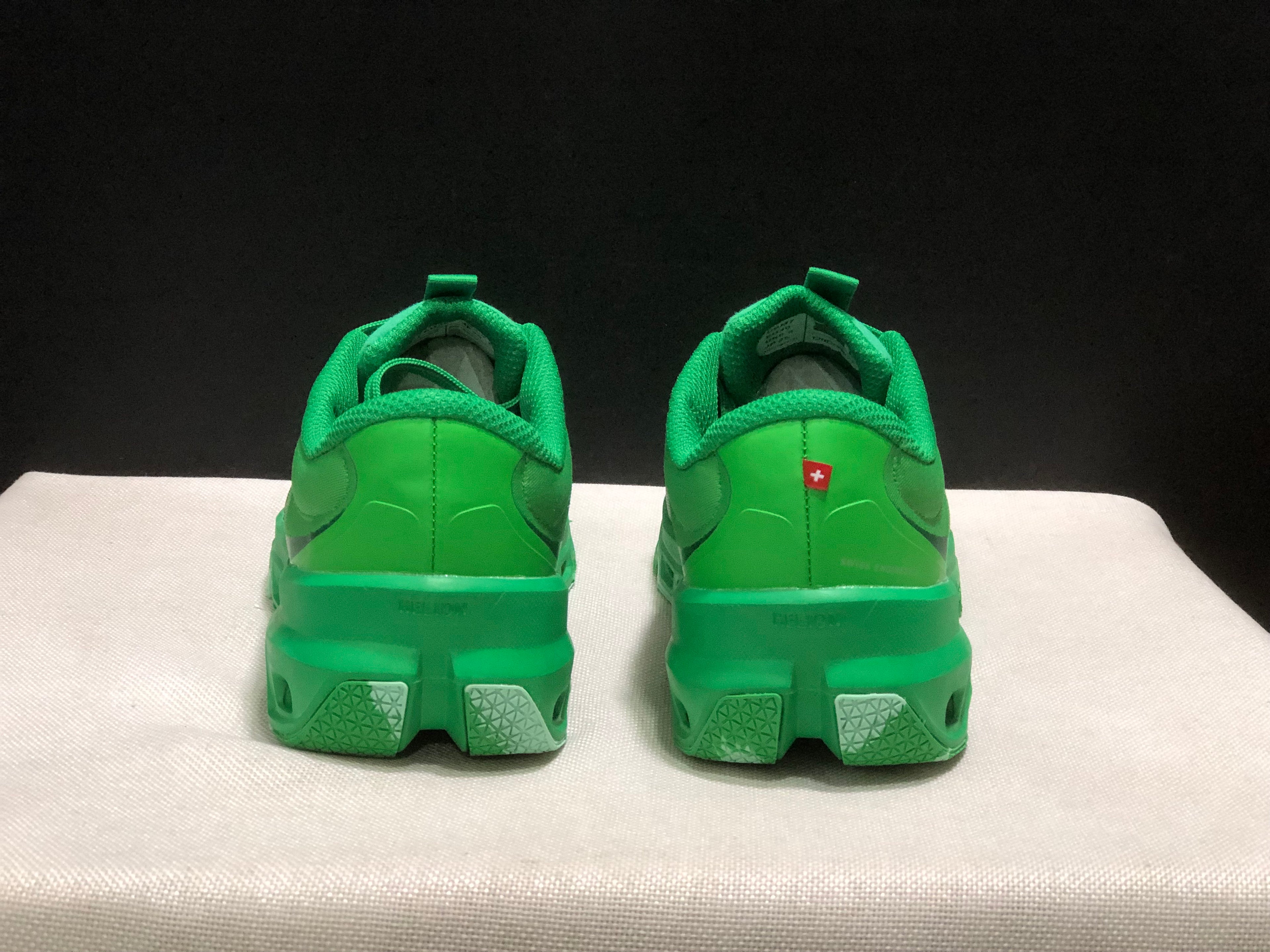 LOEWE x On Running Cloudventure 2.0 Running Shoes Co-Signed Edition Green