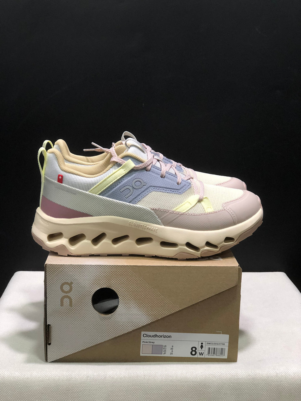 On Running Cloudhorizon WP Comfortable Sneakers Ivory/Pink