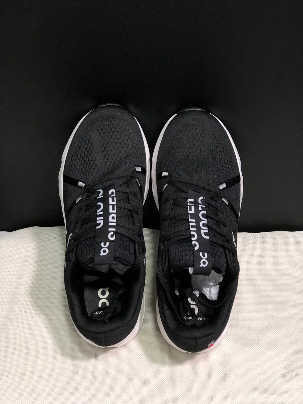 On Running Cloudsurfer Training Anti-Slip Running Shoes Black/White