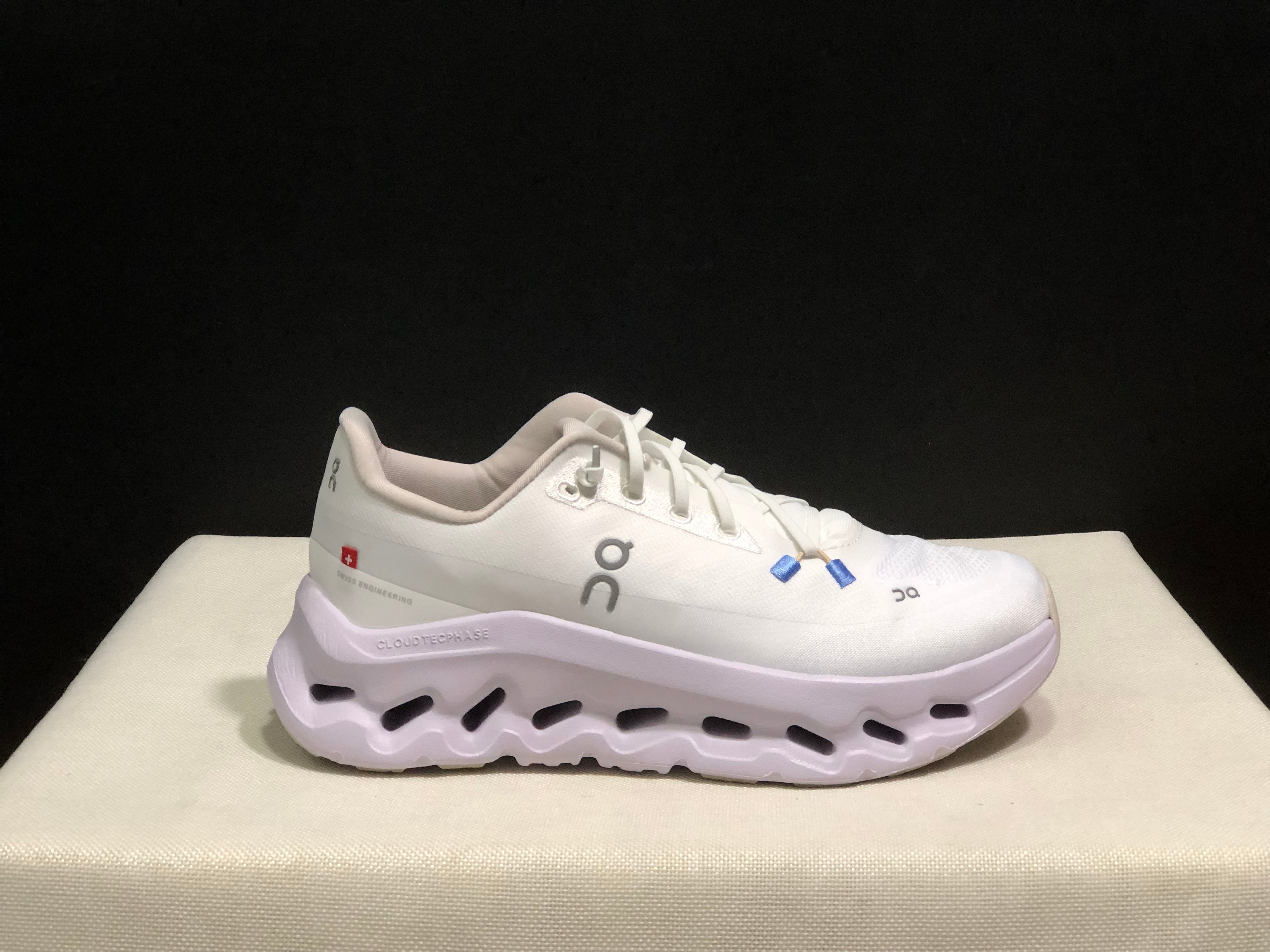 On Running Cloudtilt Durable Casual Life Shoes Beige/Light Purple