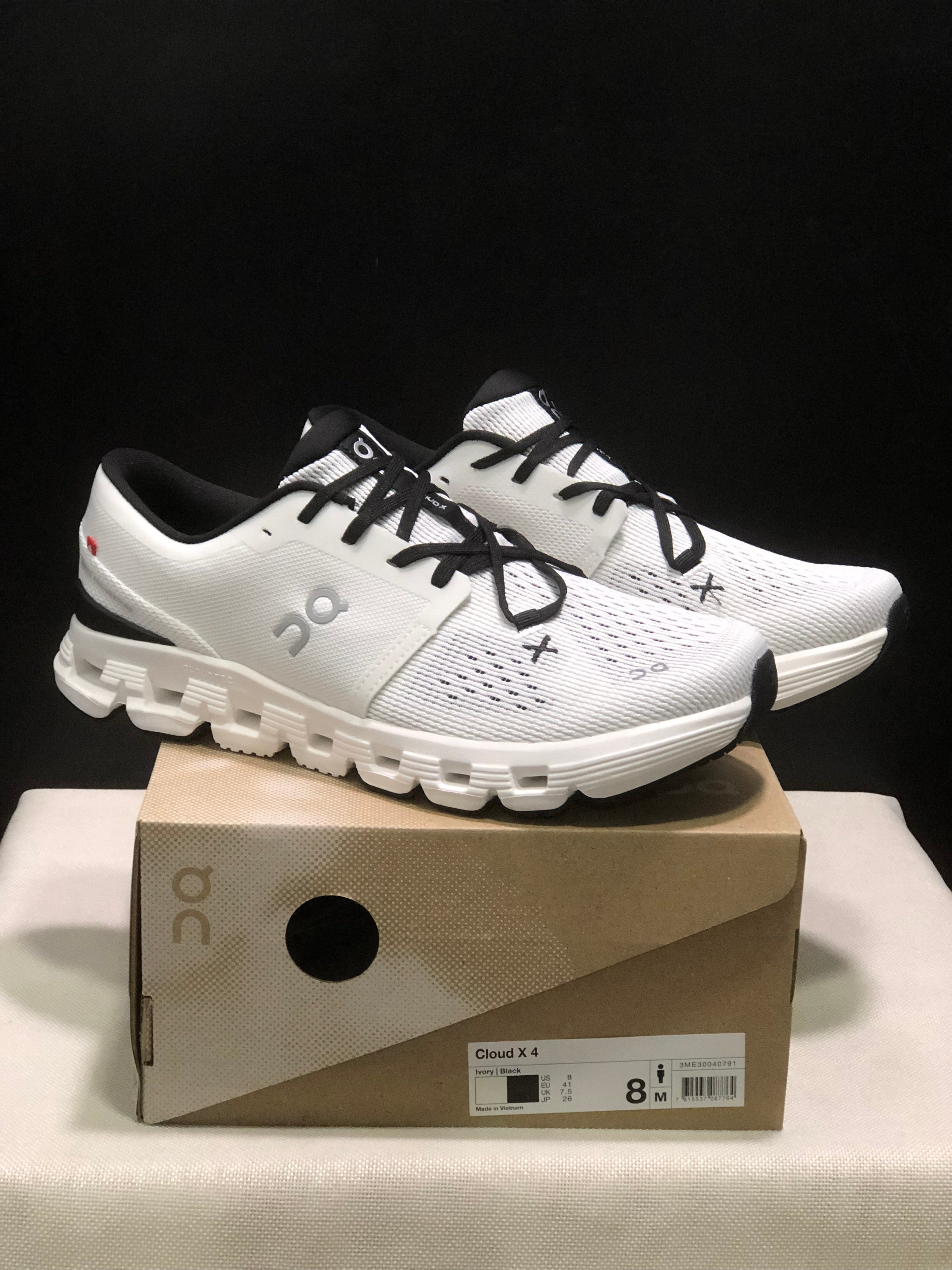 On Running Cloud X4 Comfortable Running Shoes White/Black