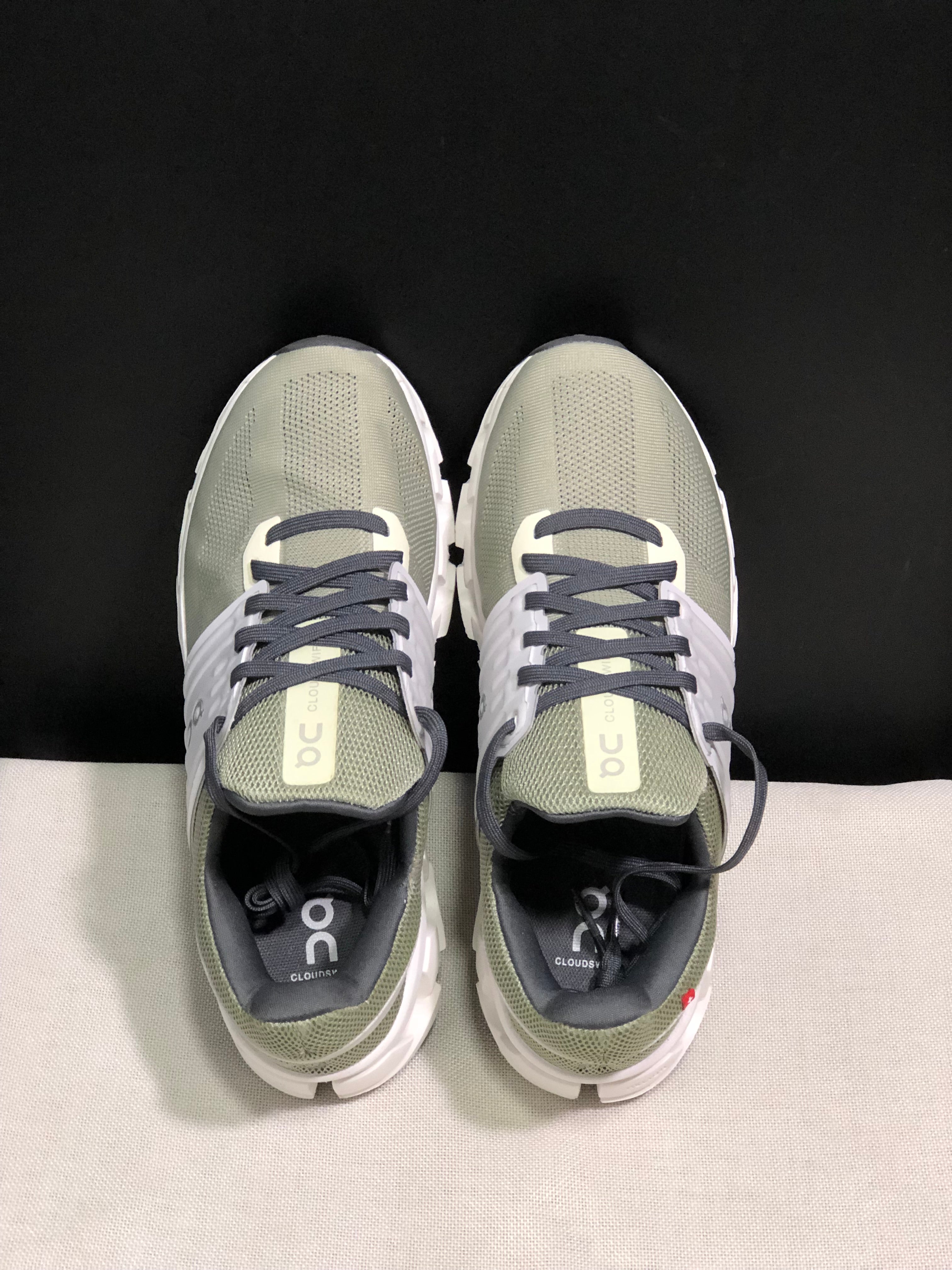 On Running Cloudswift 3 Trendy And Comfortable Running Shoes Leaf/Frost