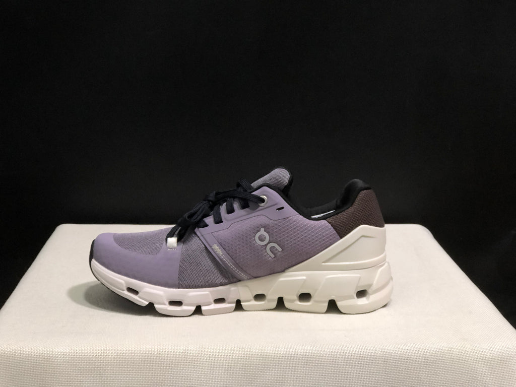 On Running Cloudflow 4 Shock-Absorbing And Wear-Resistant Running Shoes Shark/Pearl