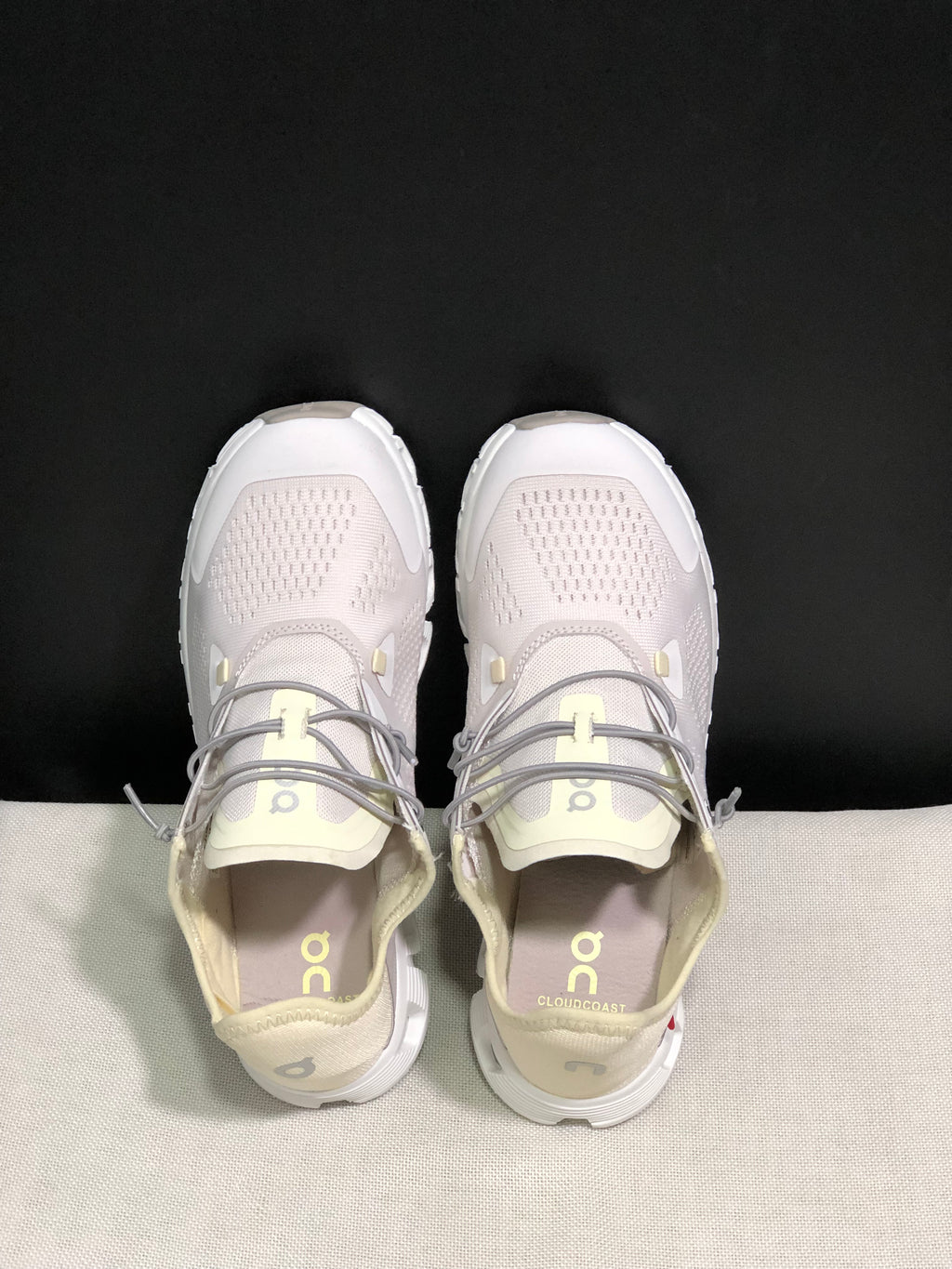 On Running Cloud 5 Coast Convenient And Breathable Running Shoes Cream/Light Yellow