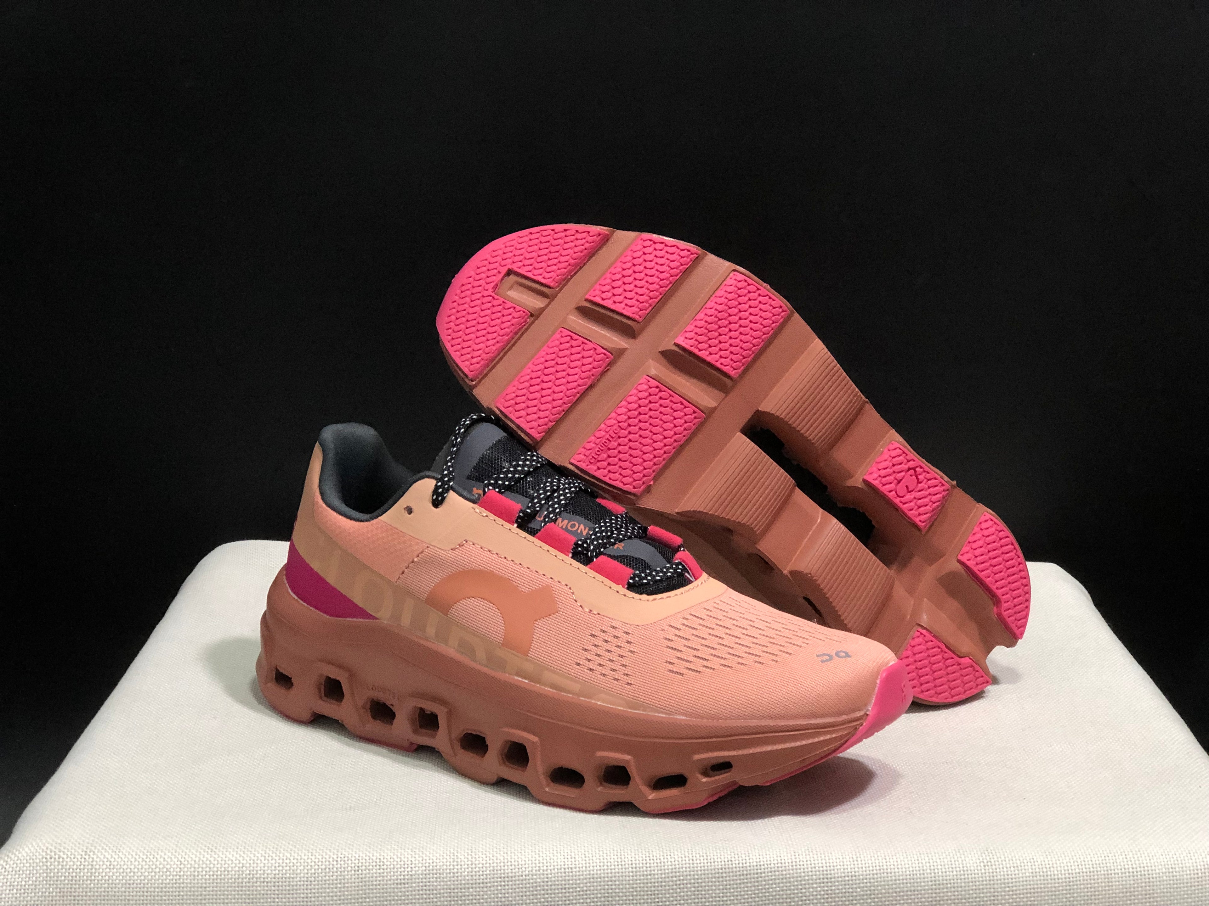 On Running Cloudmonster Anti-Slip Running Shoes Orange Red