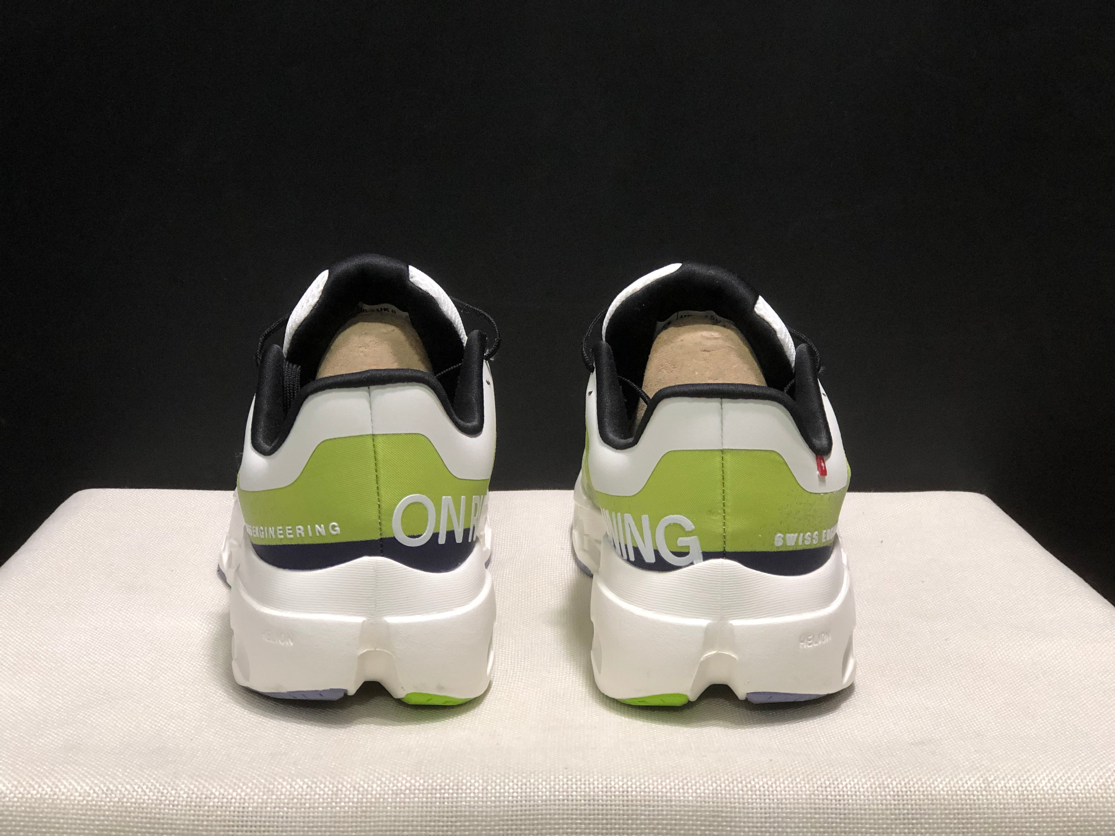 On Running Cloudsurfer Next Casual Running Shoes Kiwi/Ivory