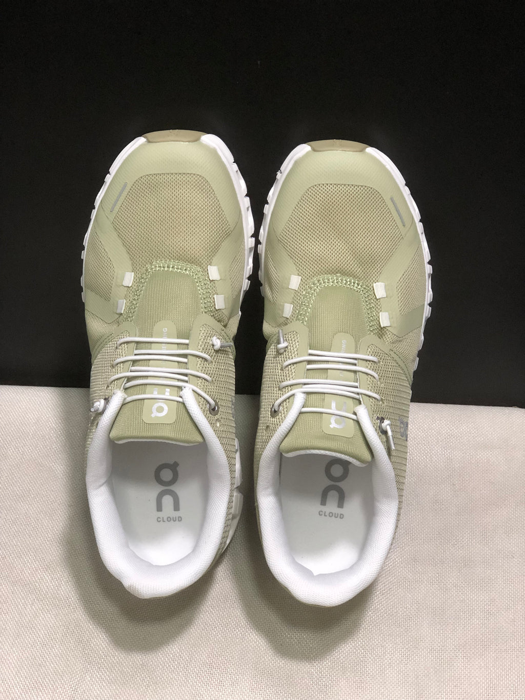 On Running Cloud 6 Casual Life Shoes Caper | Ice