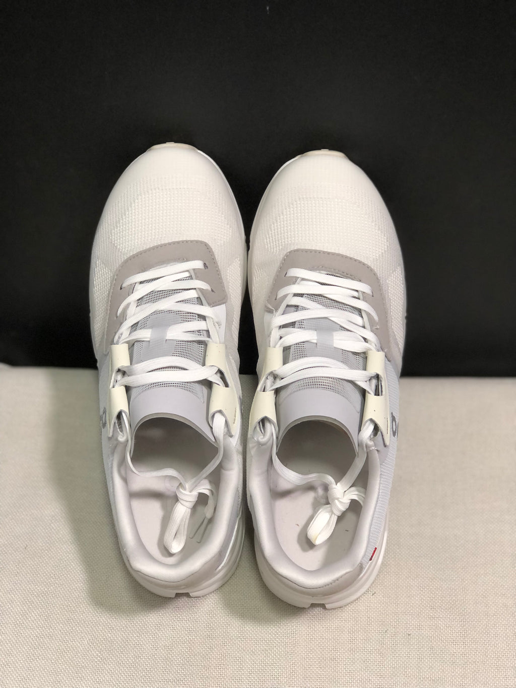 On Running Cloudrift Comfortable And Versatile Sports Casual Shoes Light Grey/Ivory White