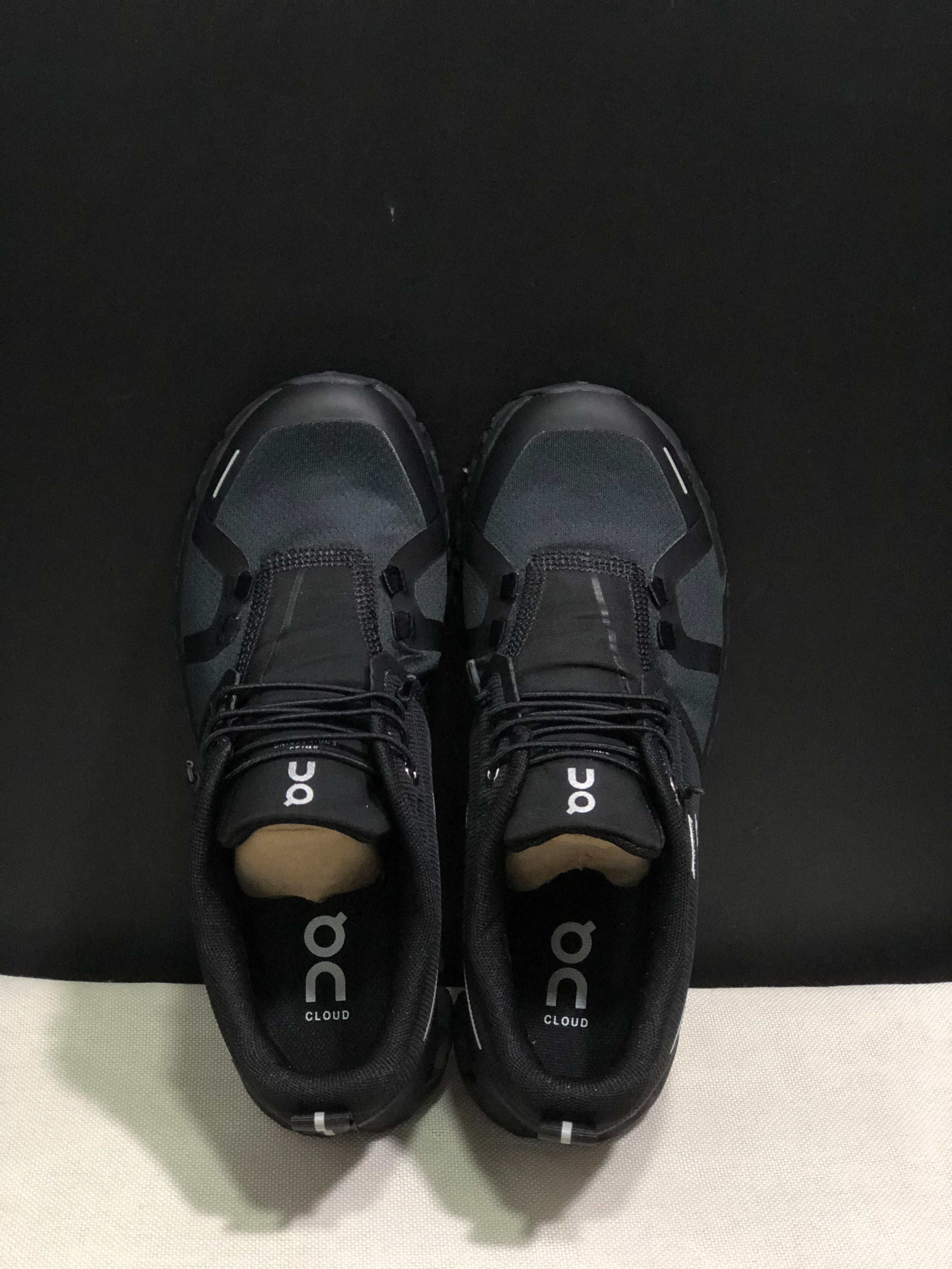 On Running Cloud 5 Lightweight Running Shoes All Black
