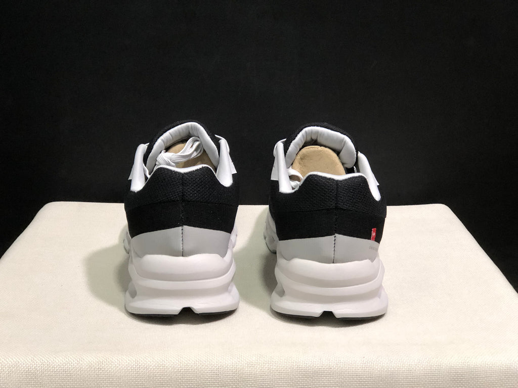 On Running Cloudrunner Anti-Slip Sports Running Shoes Light Grey/Black
