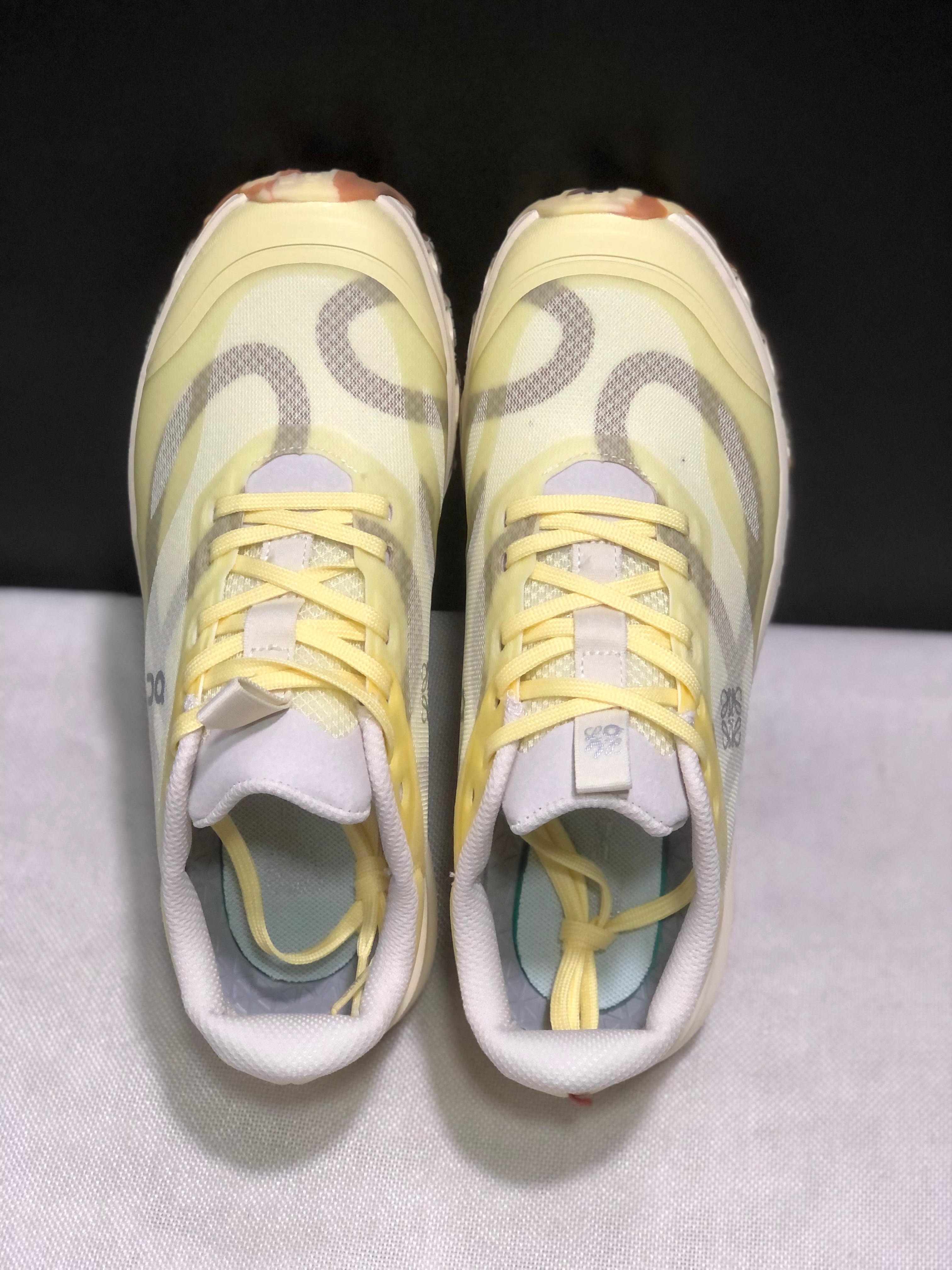 LOEWE x On Running Cloudventure 2.0 Running Shoes Co-Signed Edition Yellow