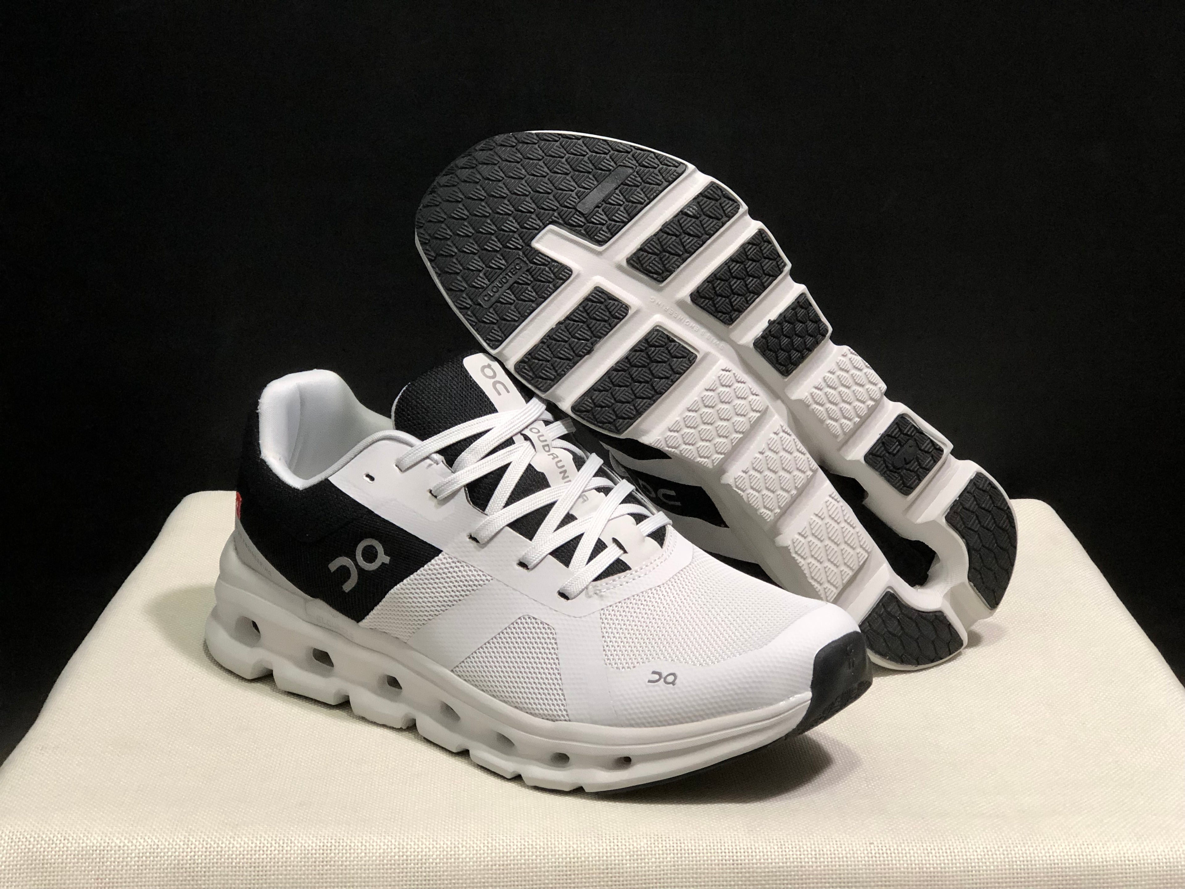 On Running Cloudrunner Anti-Slip Sports Running Shoes Light Grey/Black