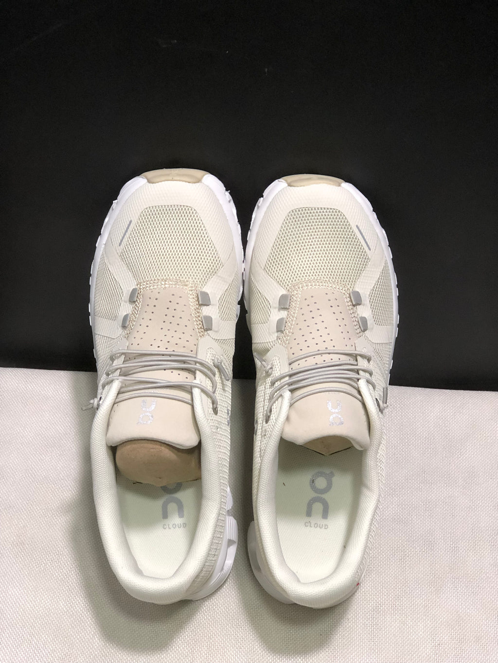 On Running Cloud 5 Lightweight Running Shoes Cream/Sand