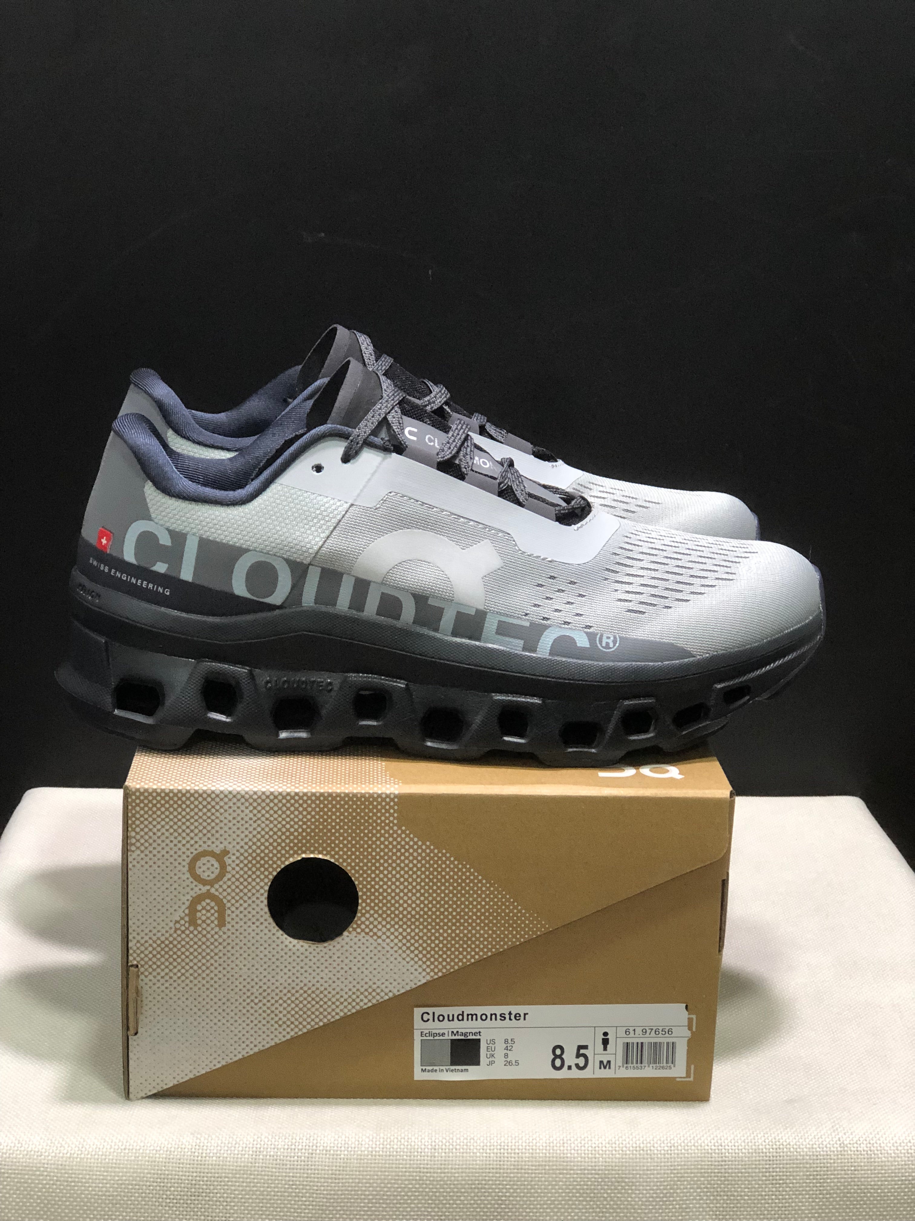 On Running Cloudmonster Anti-Slip Running Shoes Eclipse/Magnet