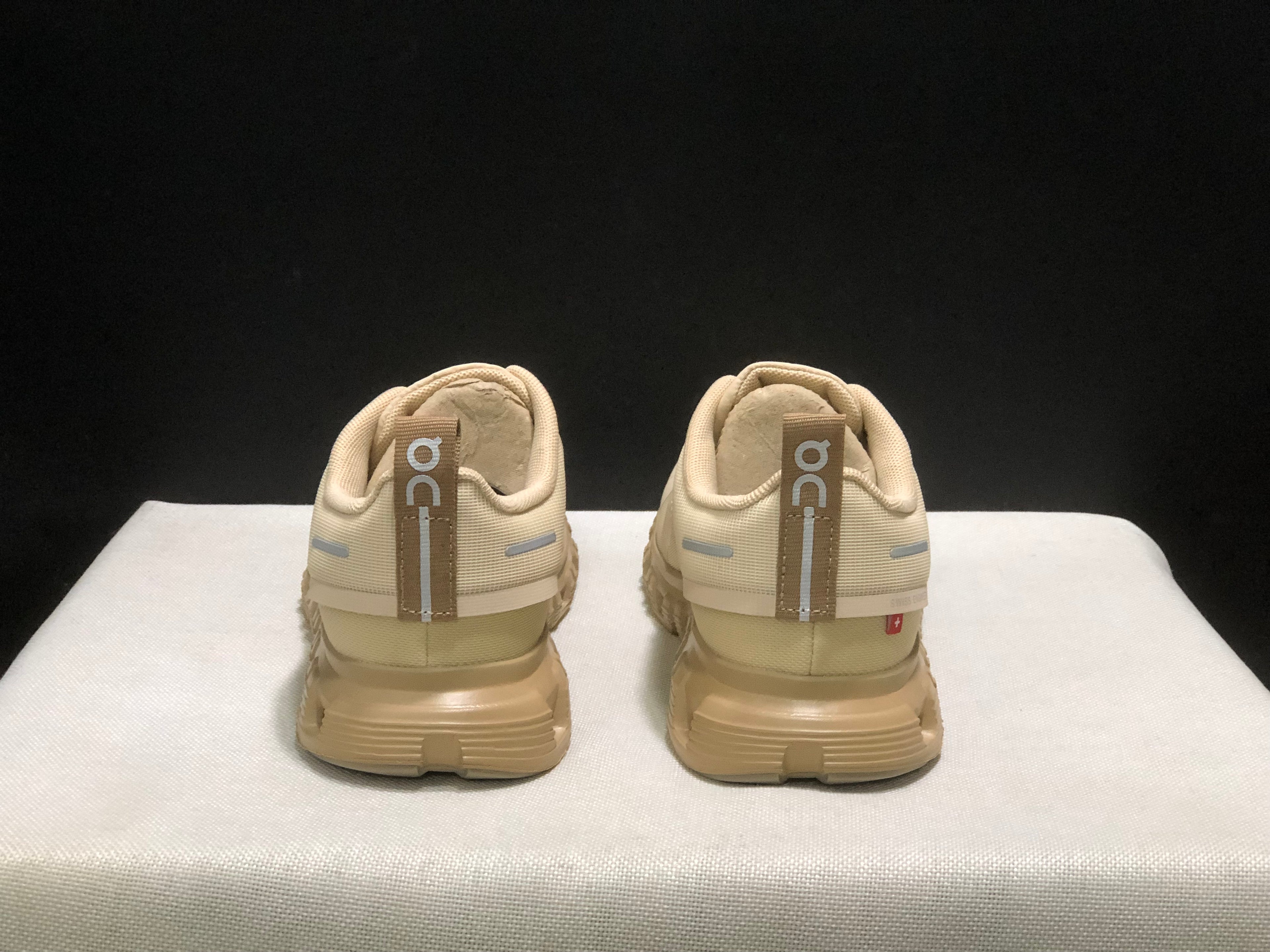 On Running Cloud 6 Casual Life Shoes Light Yellow