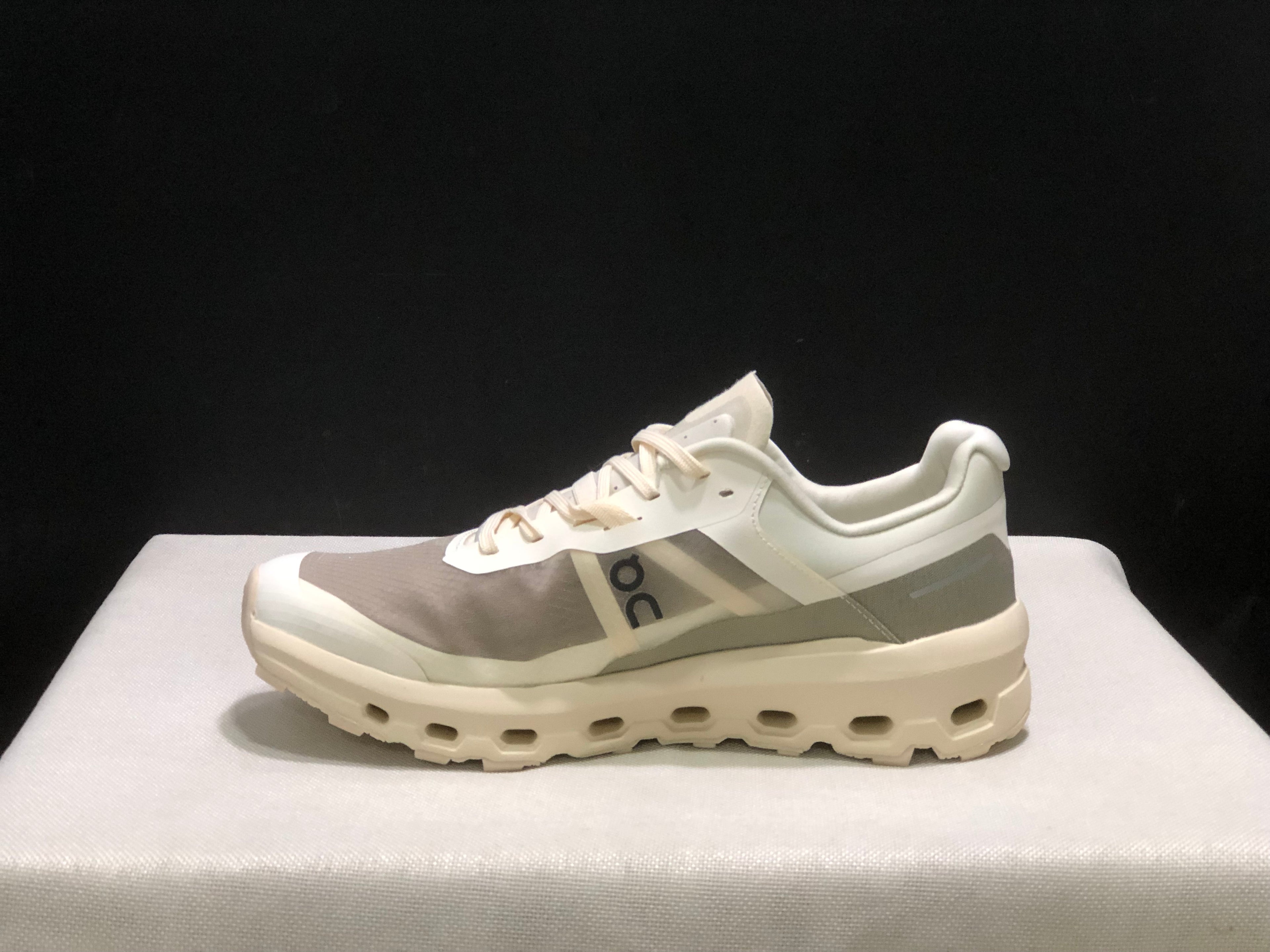 On Running Cloudvista 2 Waterproof Trail Running Shoes Cream/Desert