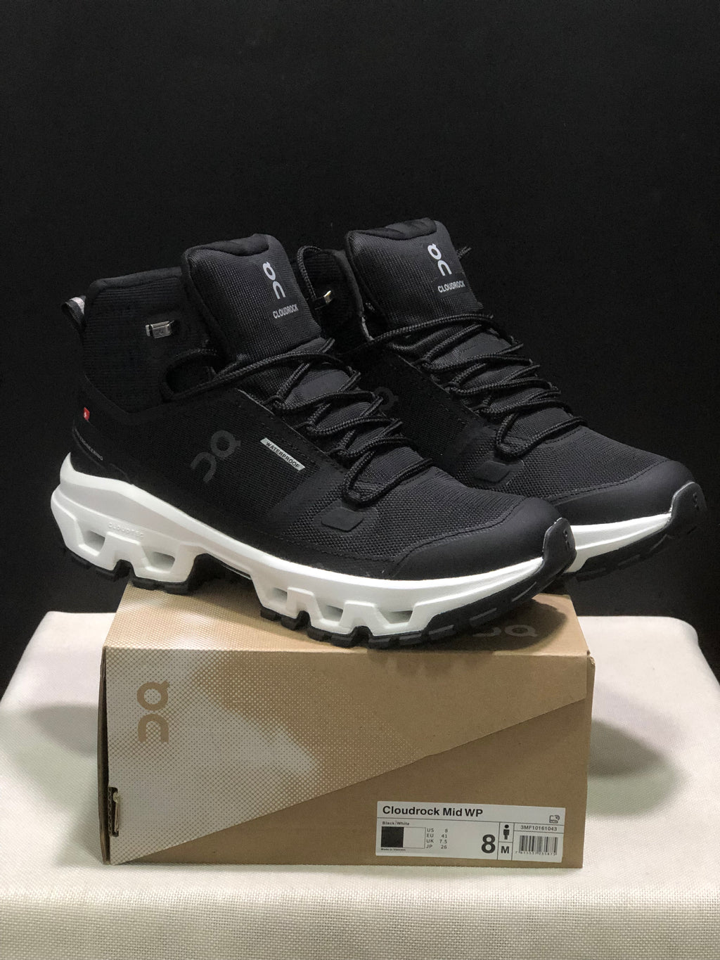 On Running Cloudrock Mid WP High-Top Hiking Shoes Black/White