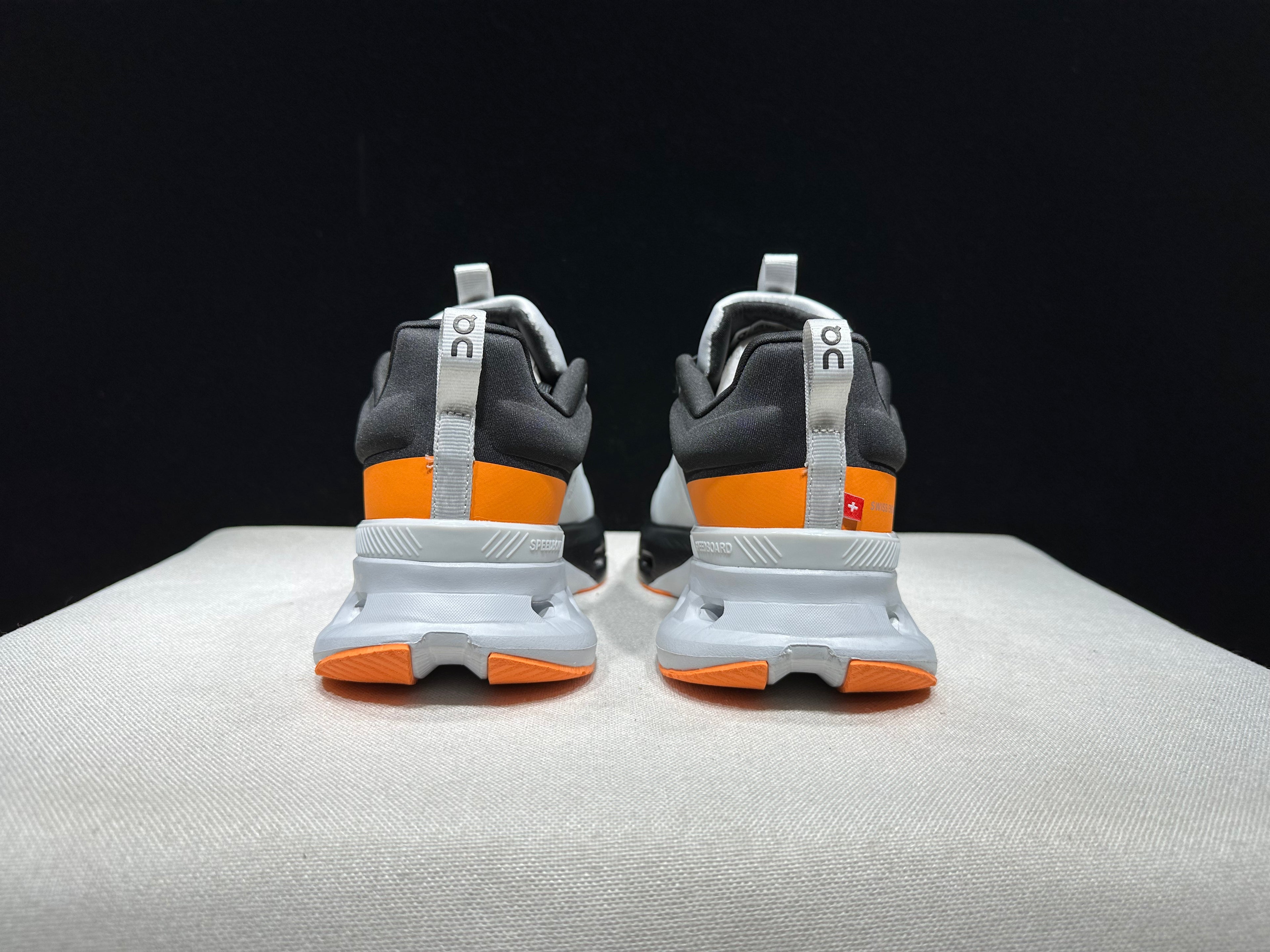 On Running Cloudnova X Comfortable Anti-Slip Running Shoes Light Grey