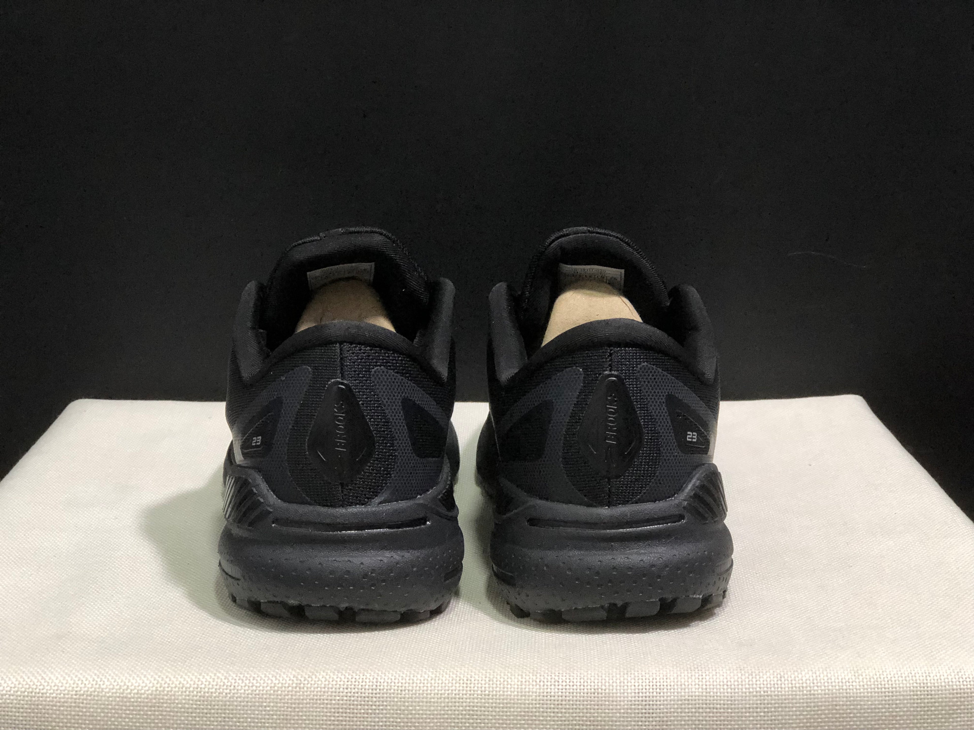 Brooks Adrenaline GTS 23 Shock-absorbing Wear-resistant Low-top Running Shoes Black