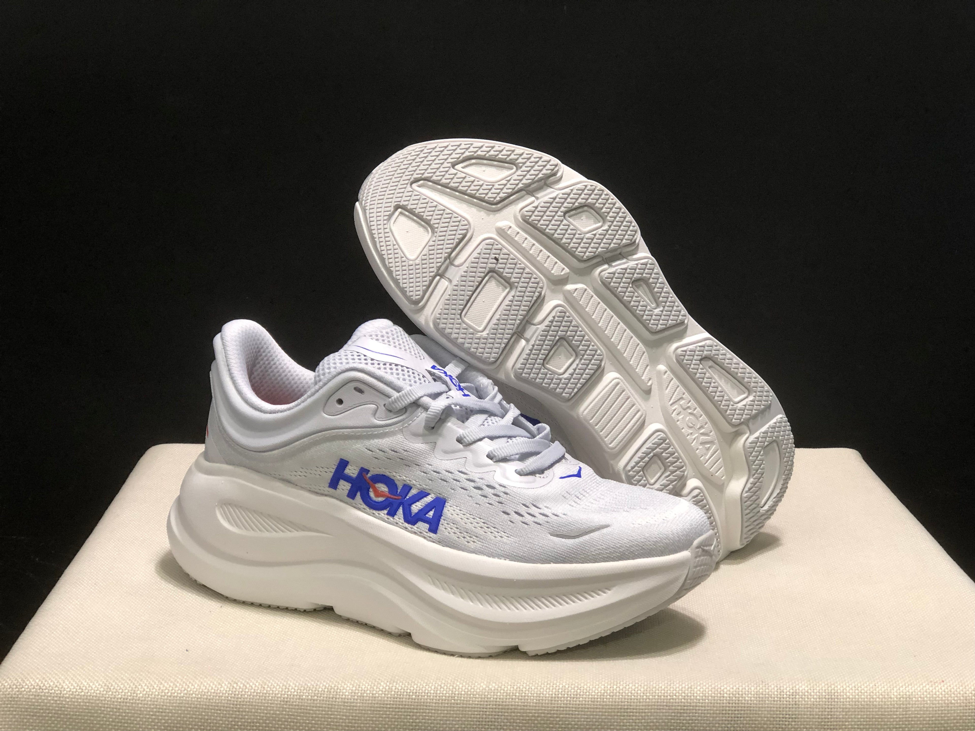 Hoka One One Bondi 9 White Comfortable Low-top Running Shoes Sneakers
