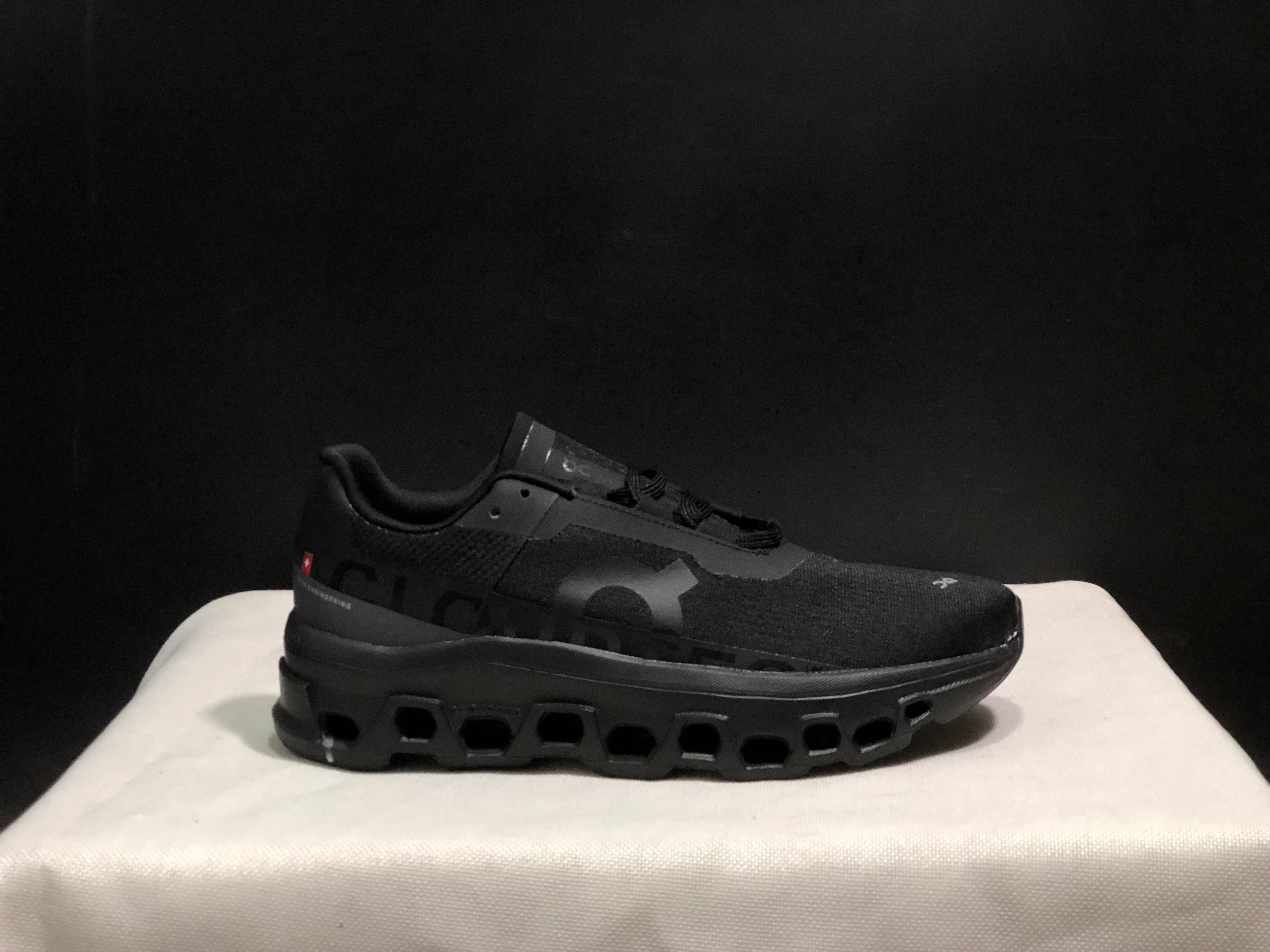 On Running Cloudmonster Anti-Slip Running Shoes All Black