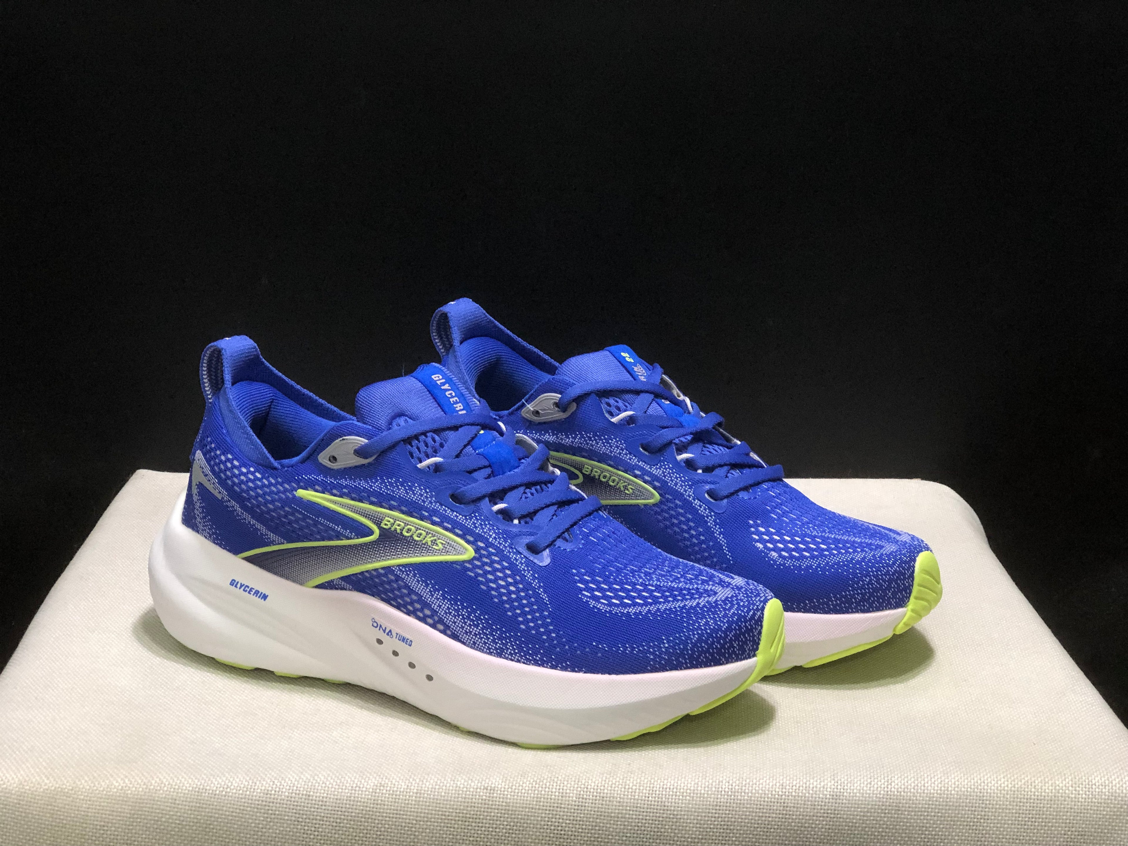 Brooks Glycerin 22 Comfortable Running Shoes White/Blue
