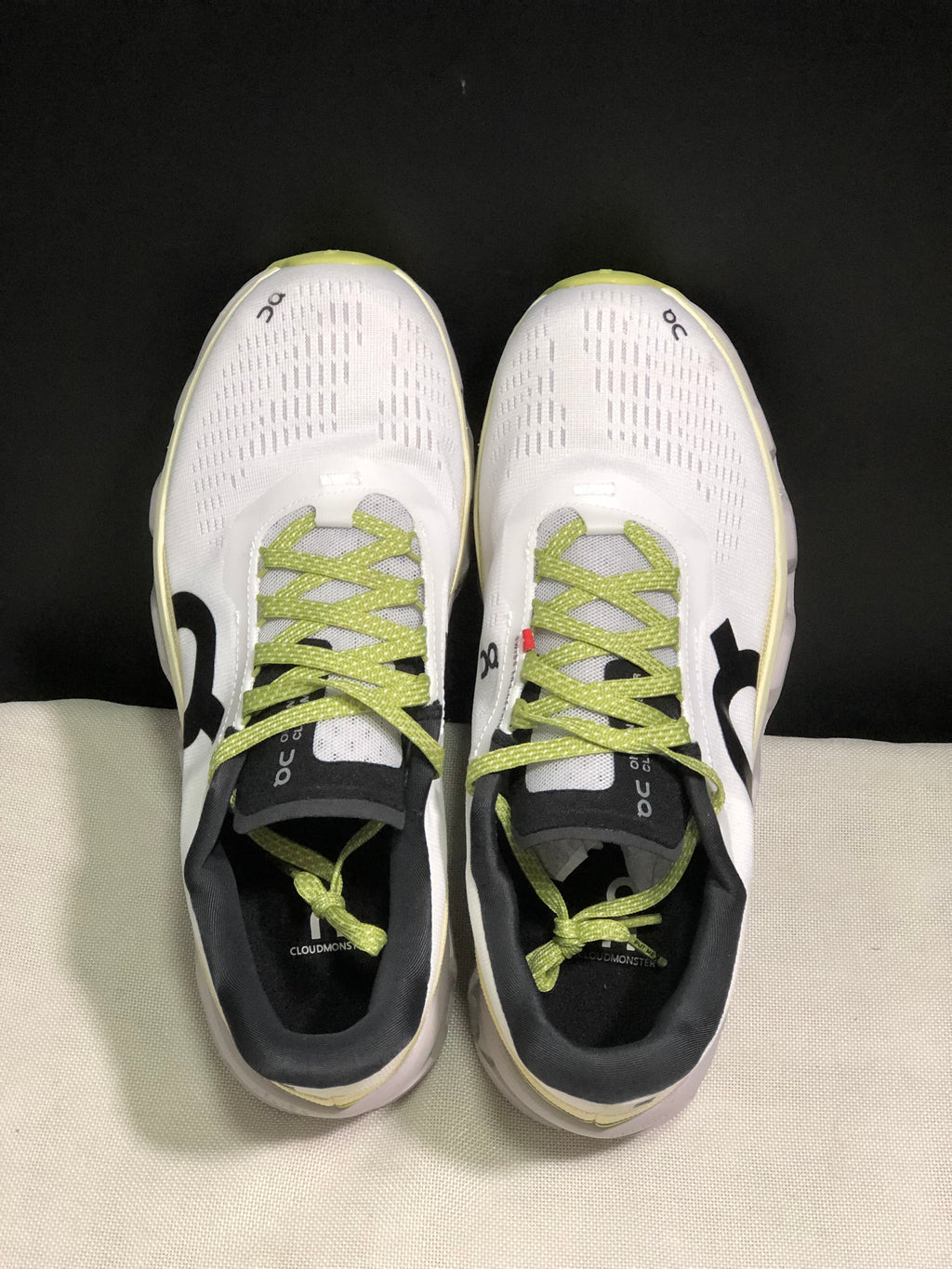 On Running Cloudmonster 2 Shock-Absorbing And Breathable Running Shoes White/Lemon Green