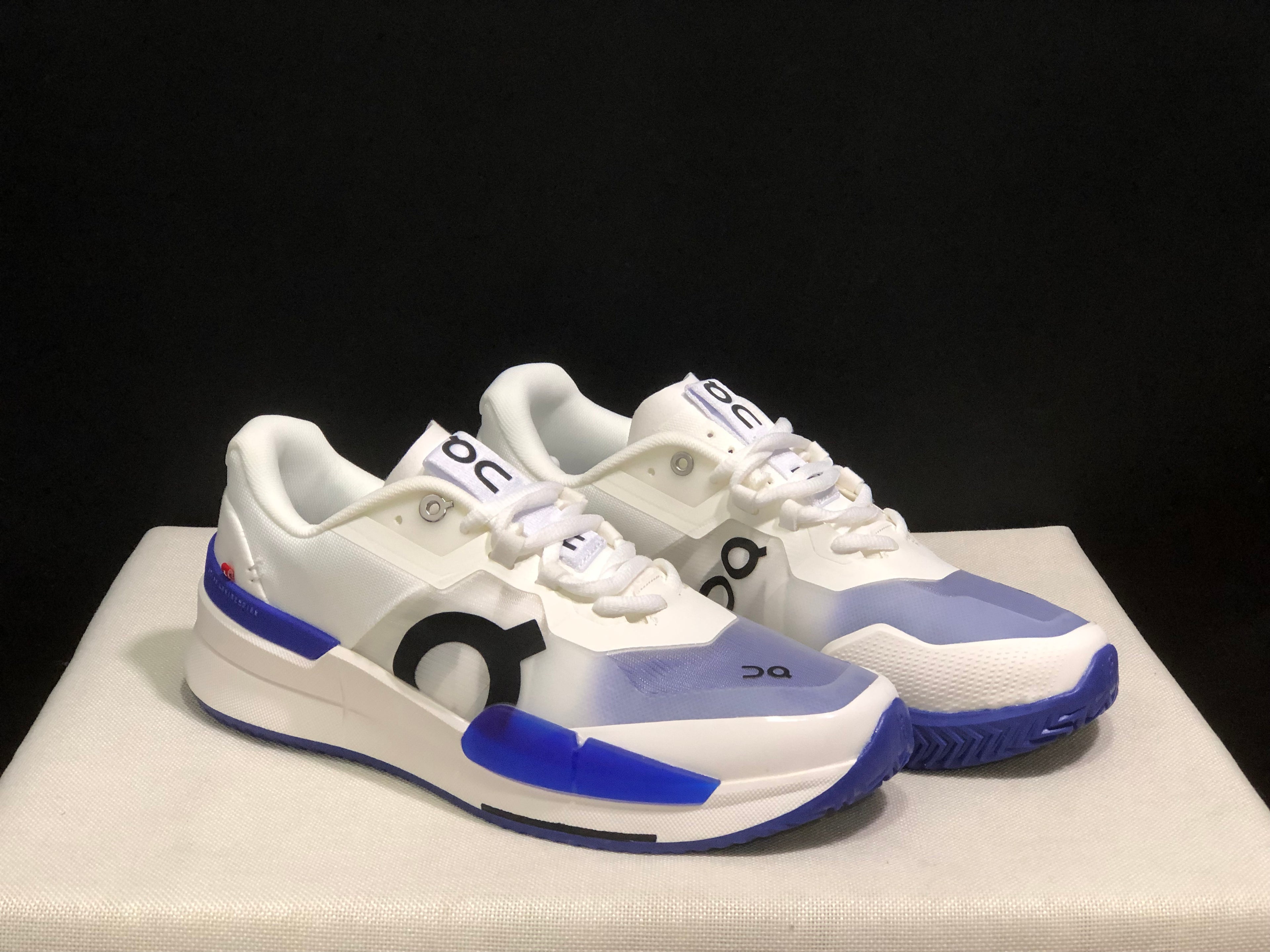 On Running The Roger Pro 2 Breathable Mesh Training Running Shoes White/Indigo