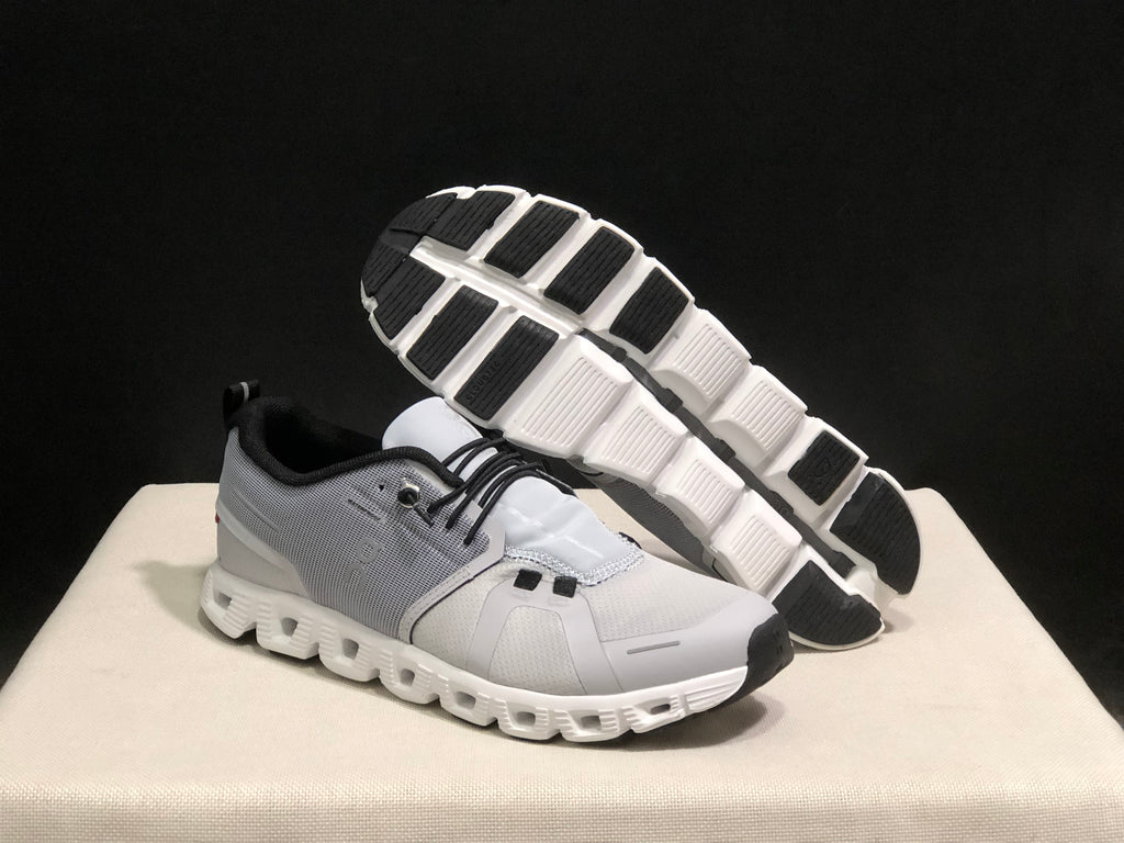 On Running Cloud 5 Lightweight Running Shoes Grey