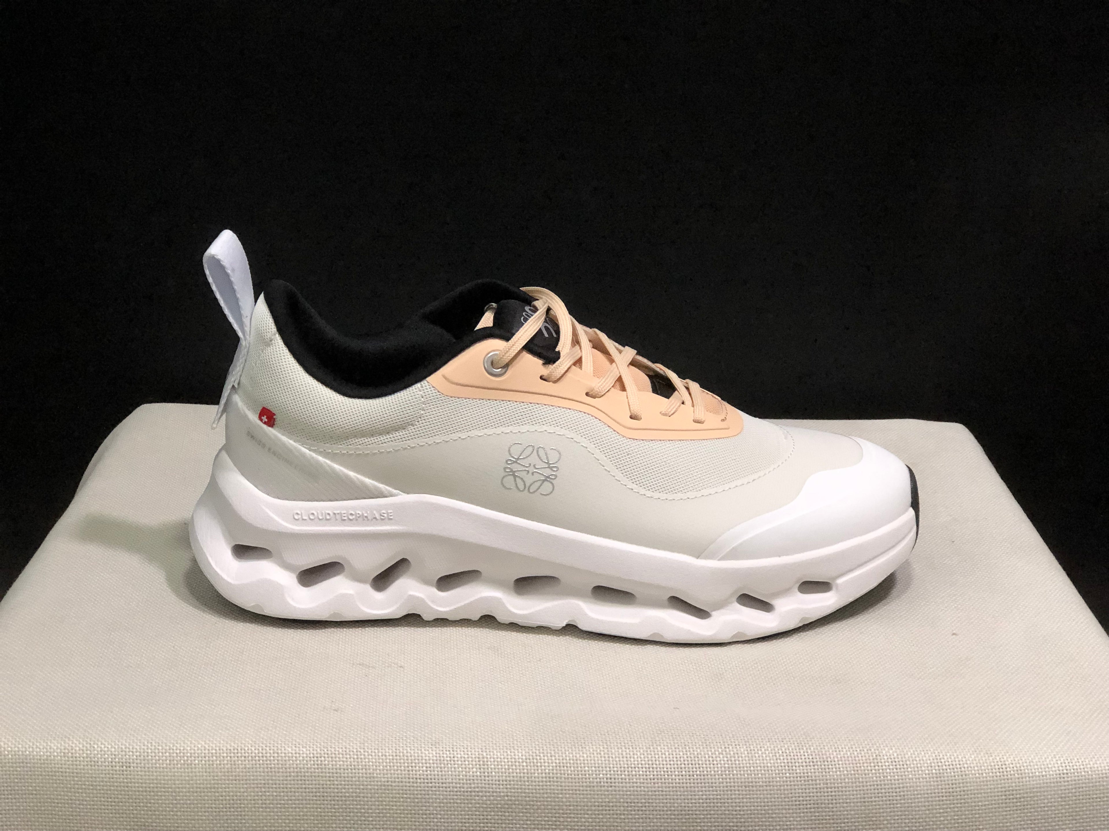 LOEWE x On Running Cloudtilt 2.0 Casual Sports Shoes Ivory White/Light Orange