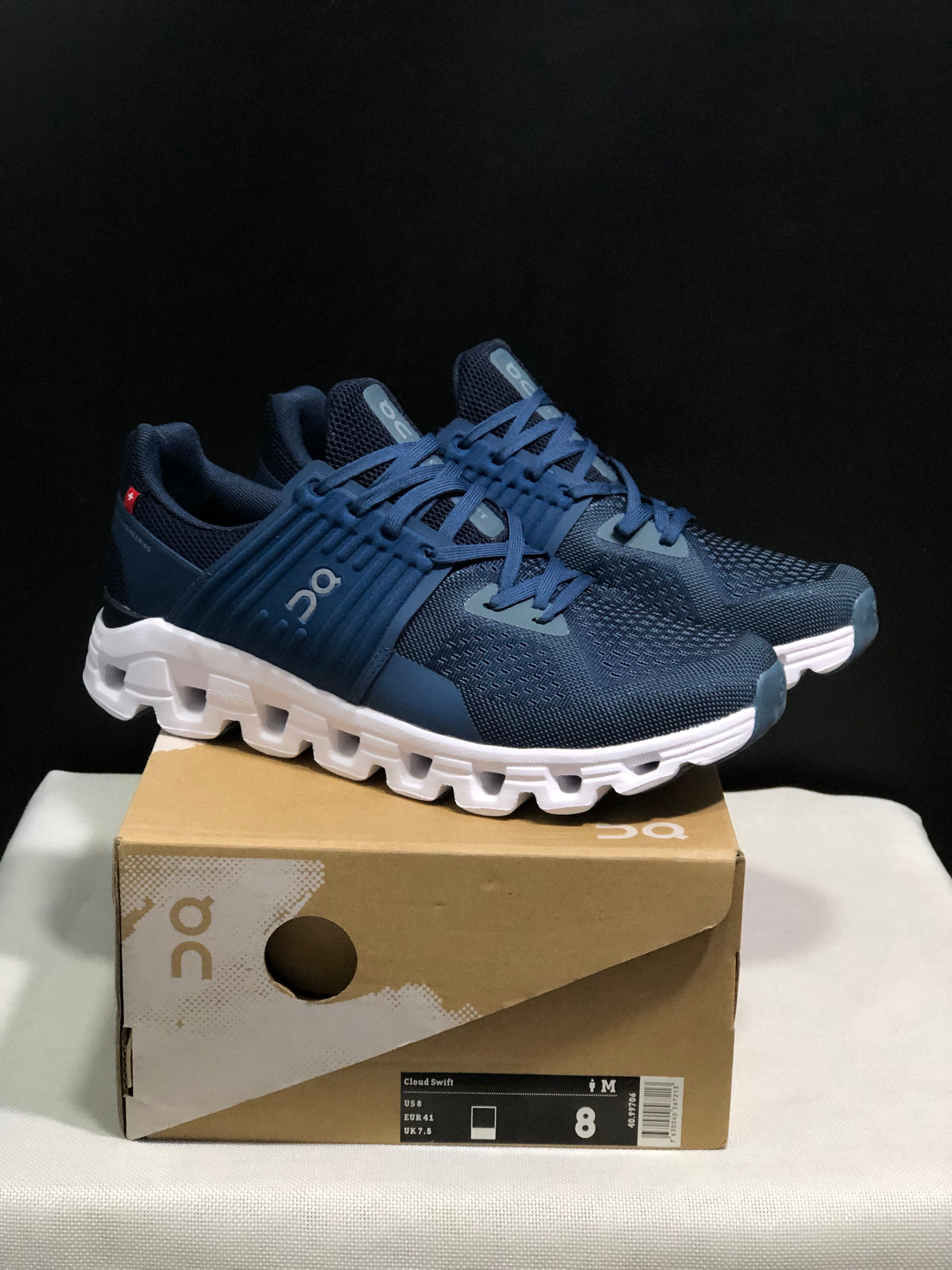On Running Cloudswift Cushioning Running Shoes Dark Blue/White