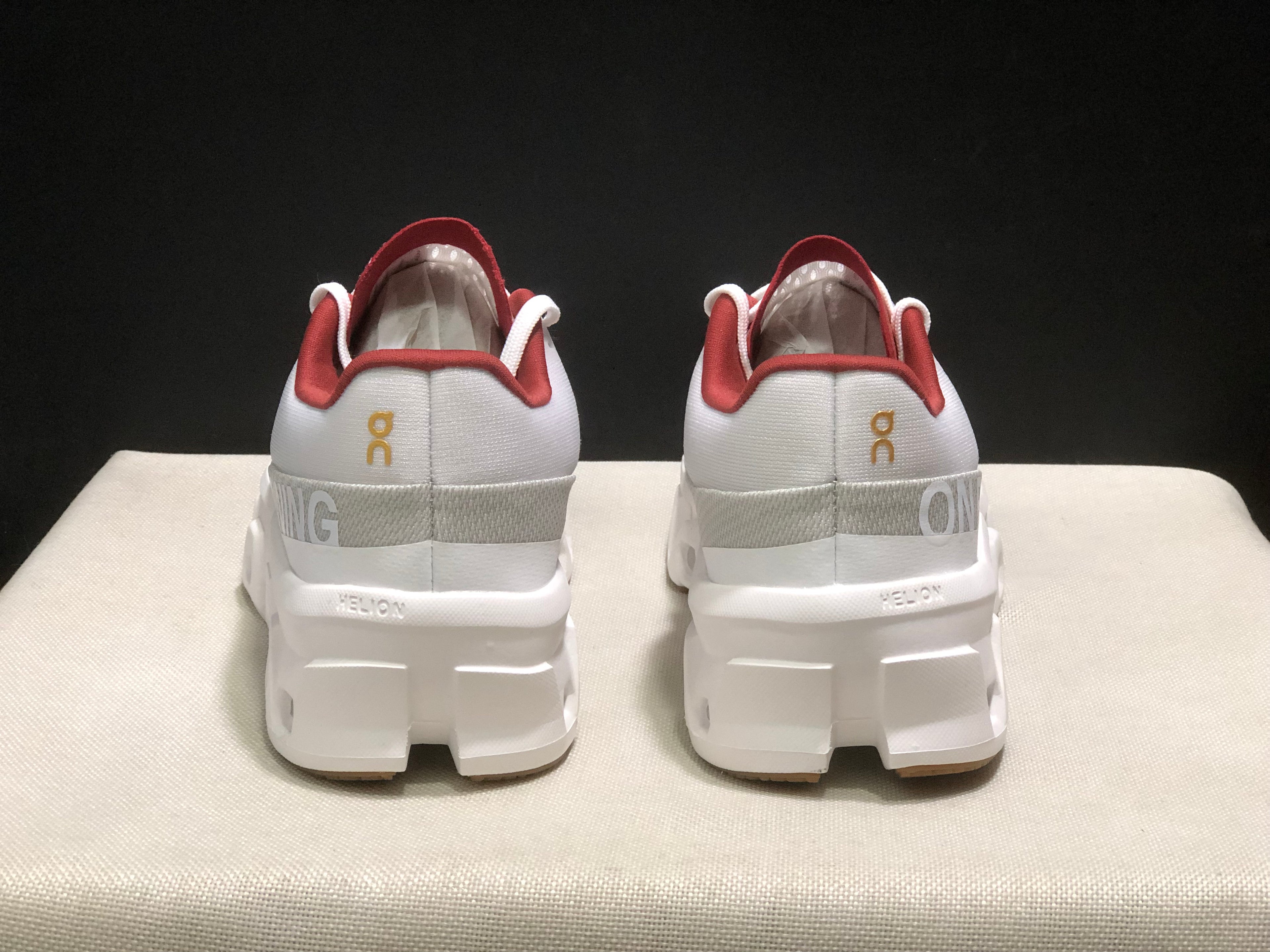 On Running Cloudmonster 2 Shock-Absorbing And Breathable Running Shoes Ivory White/Red