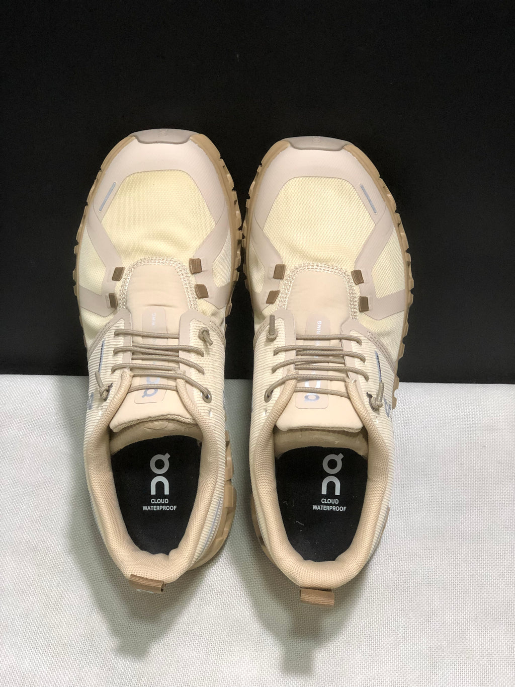 On Running Cloud 6 Casual Life Shoes Light Yellow