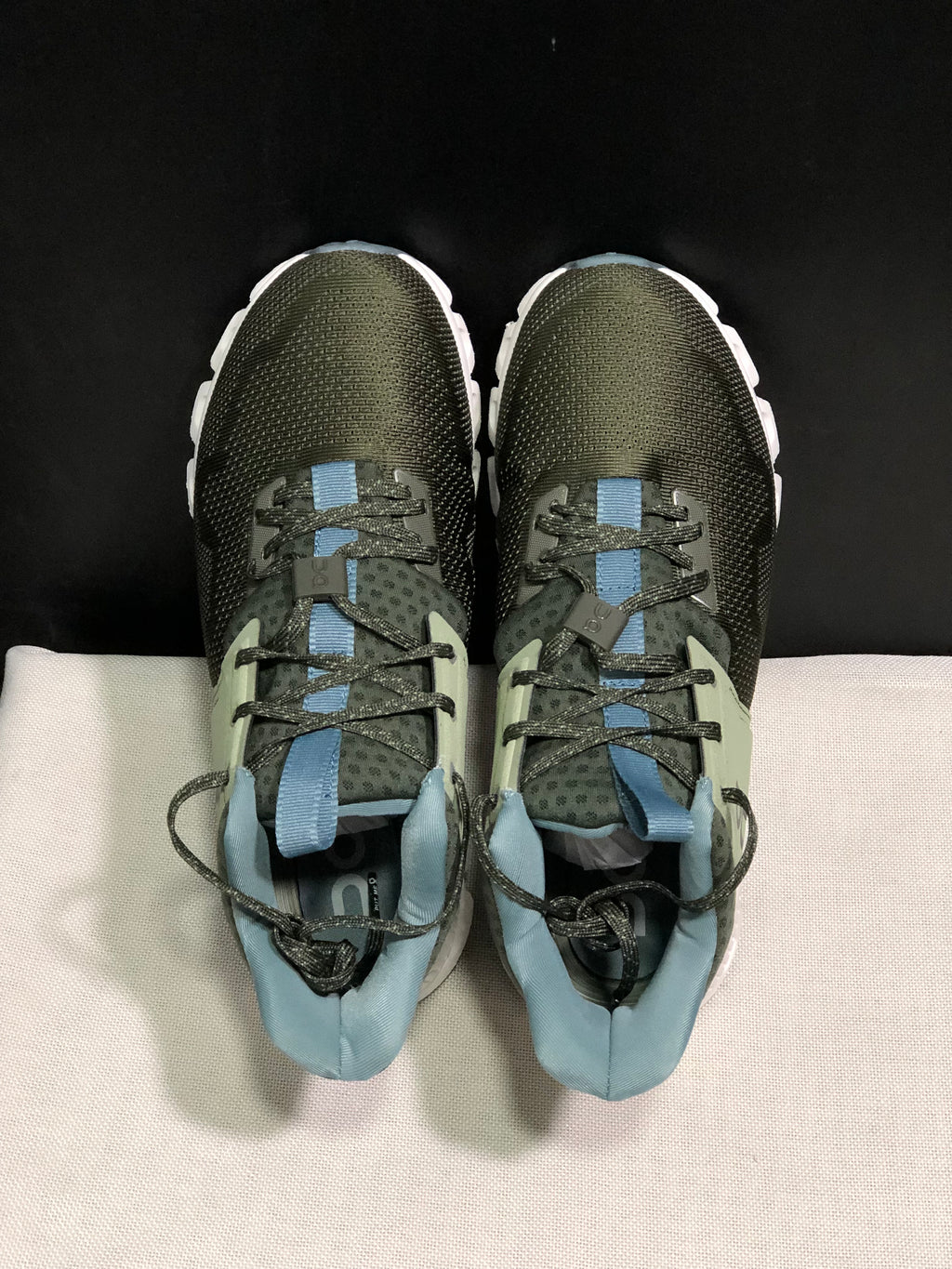 On Running Cloud Hi Edge Outdoor Training Running Shoes Fir/Reseda