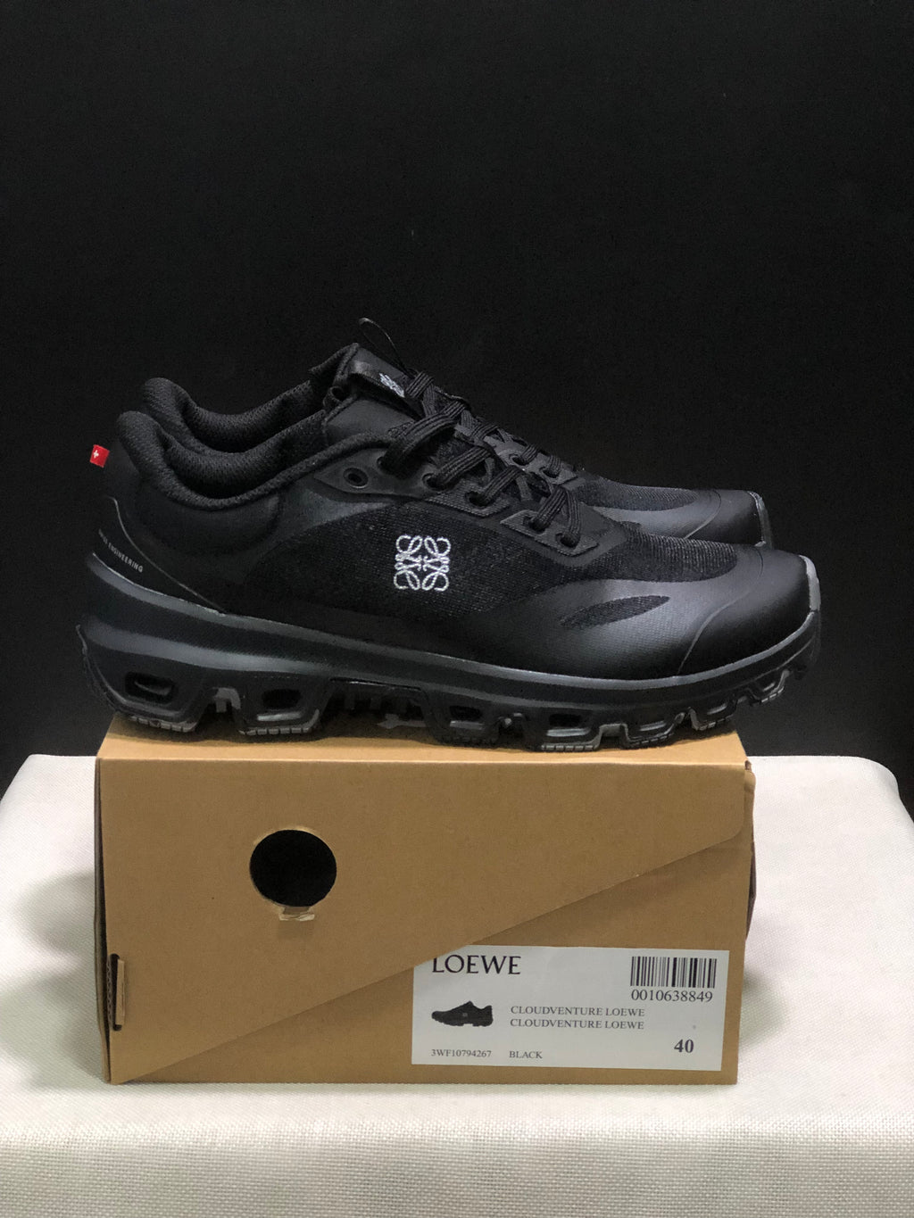 LOEWE x On Running Cloudventure 2.0 Running Shoes Co-Signed Edition All Black