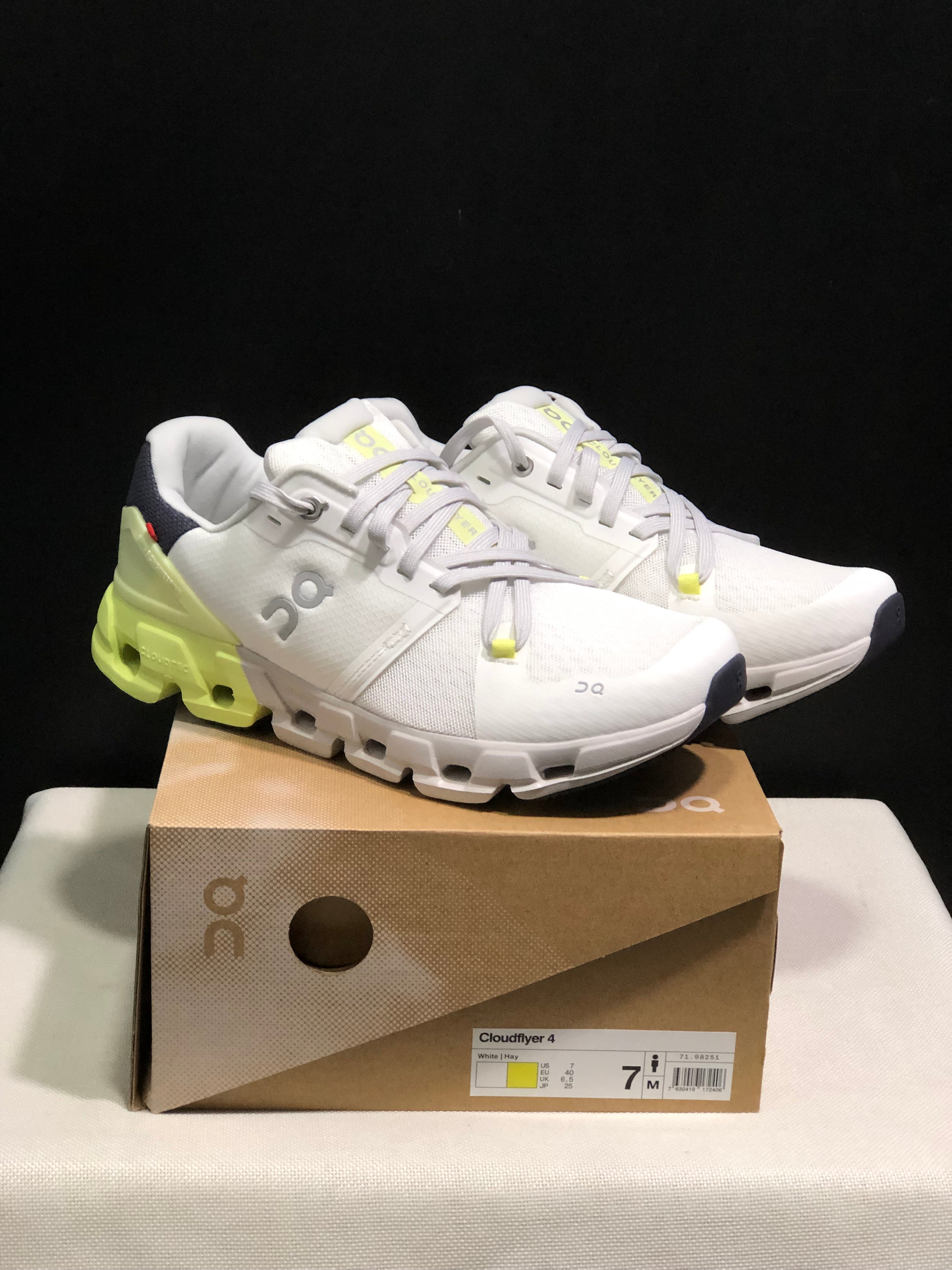 On Running Cloudflow 4 White/Hay Shock-Absorbing And Wear-Resistant Running Shoes