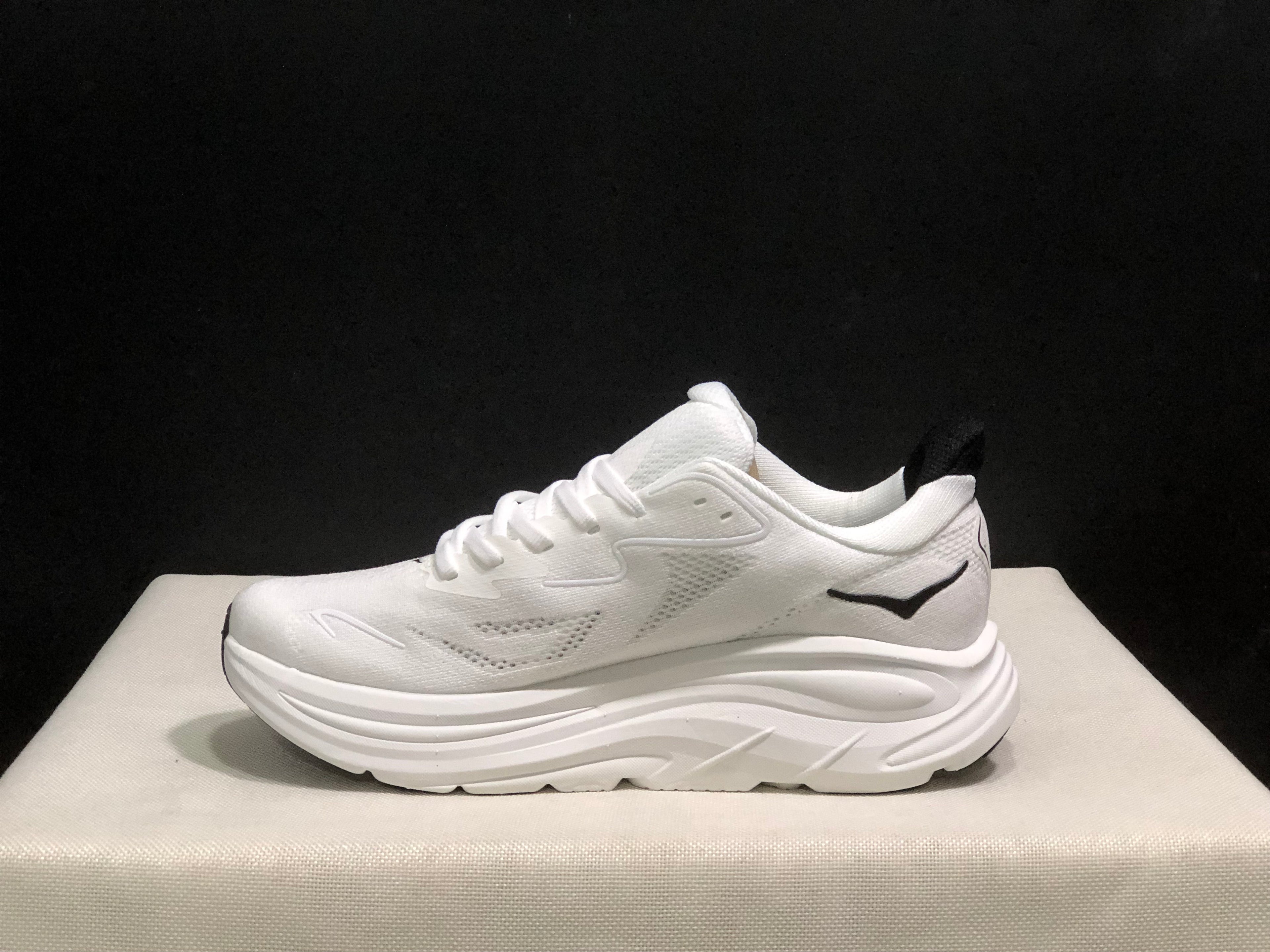 Hoka One One Clifton 10 Fashion Shoes Sneakers White