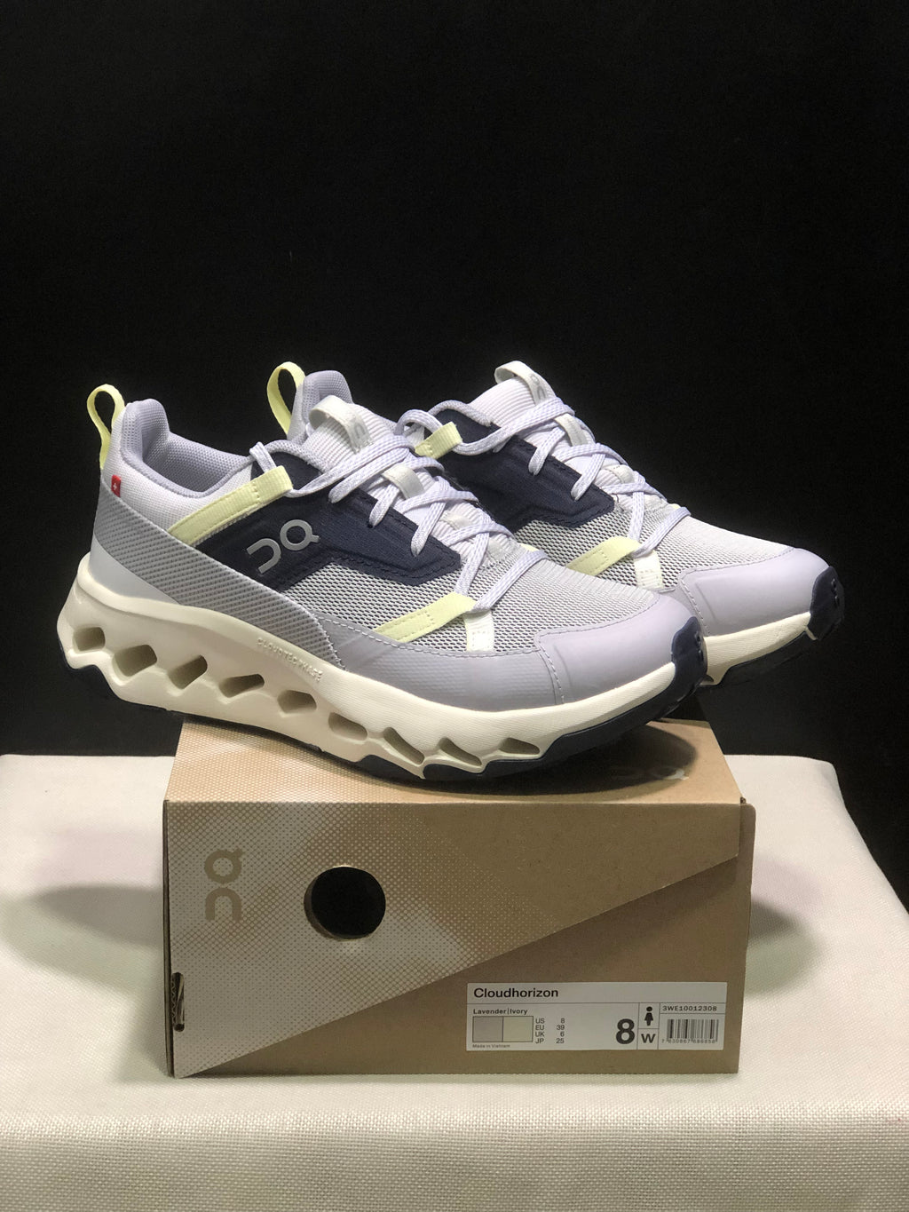 On Running Cloudhorizon Comfortable Hiking Shoes Lavender/Ivory