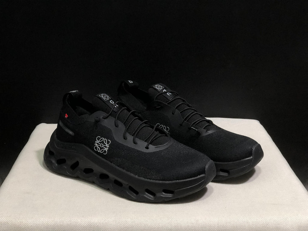 LOEWE x On Running Cloudtilt Running Shoes Co-Signed Edition All Black